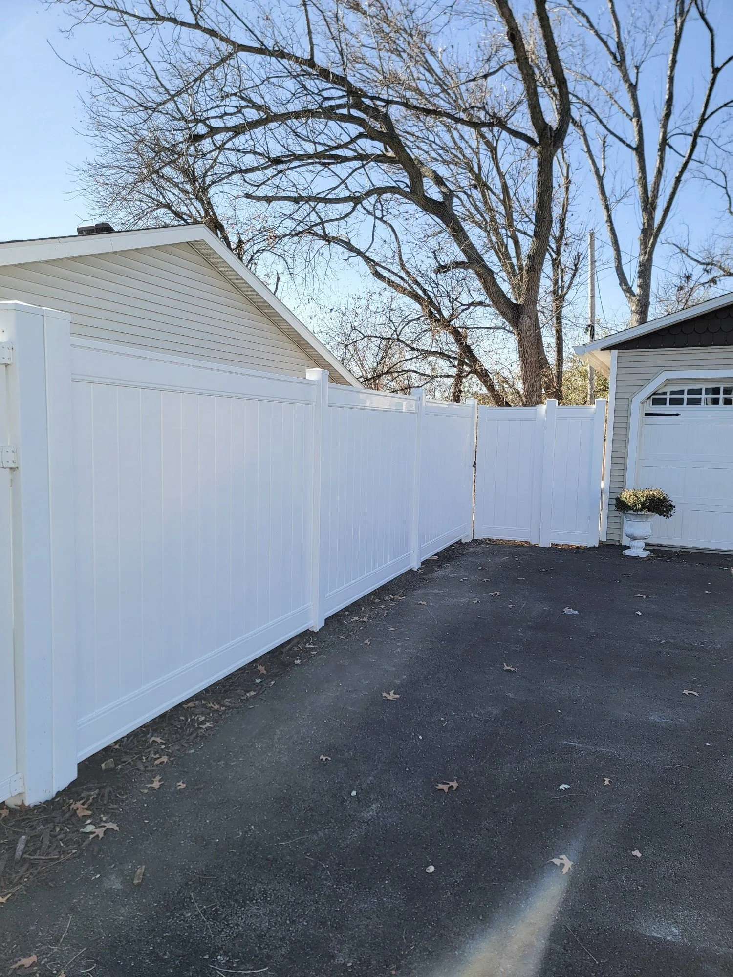 Handcrafted Home LLC Cedar Rapids Iowa General Contractor Fence.jpeg