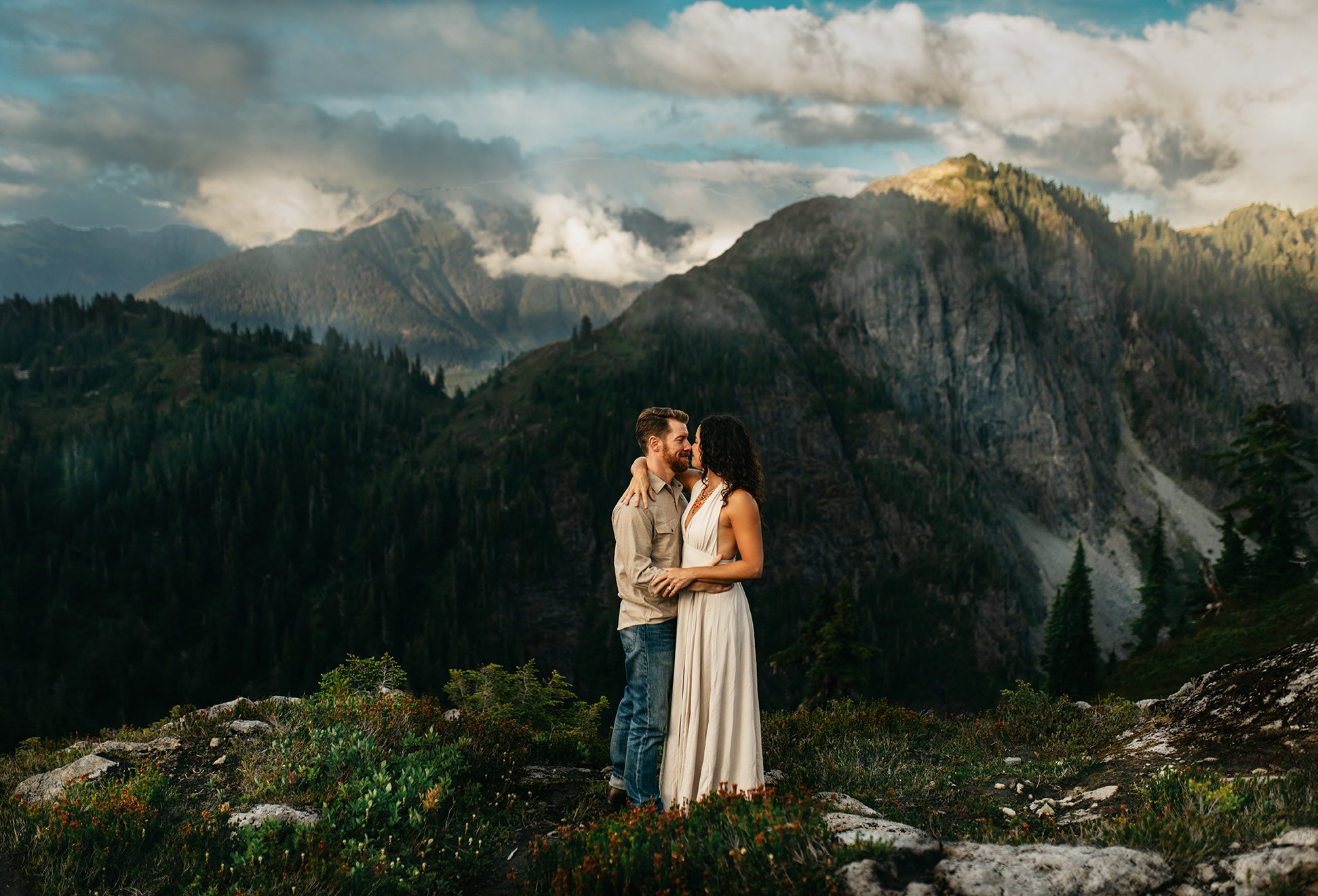 What should I wear to my photoshoot? - Seattle and Sedona Portrait Photographer 