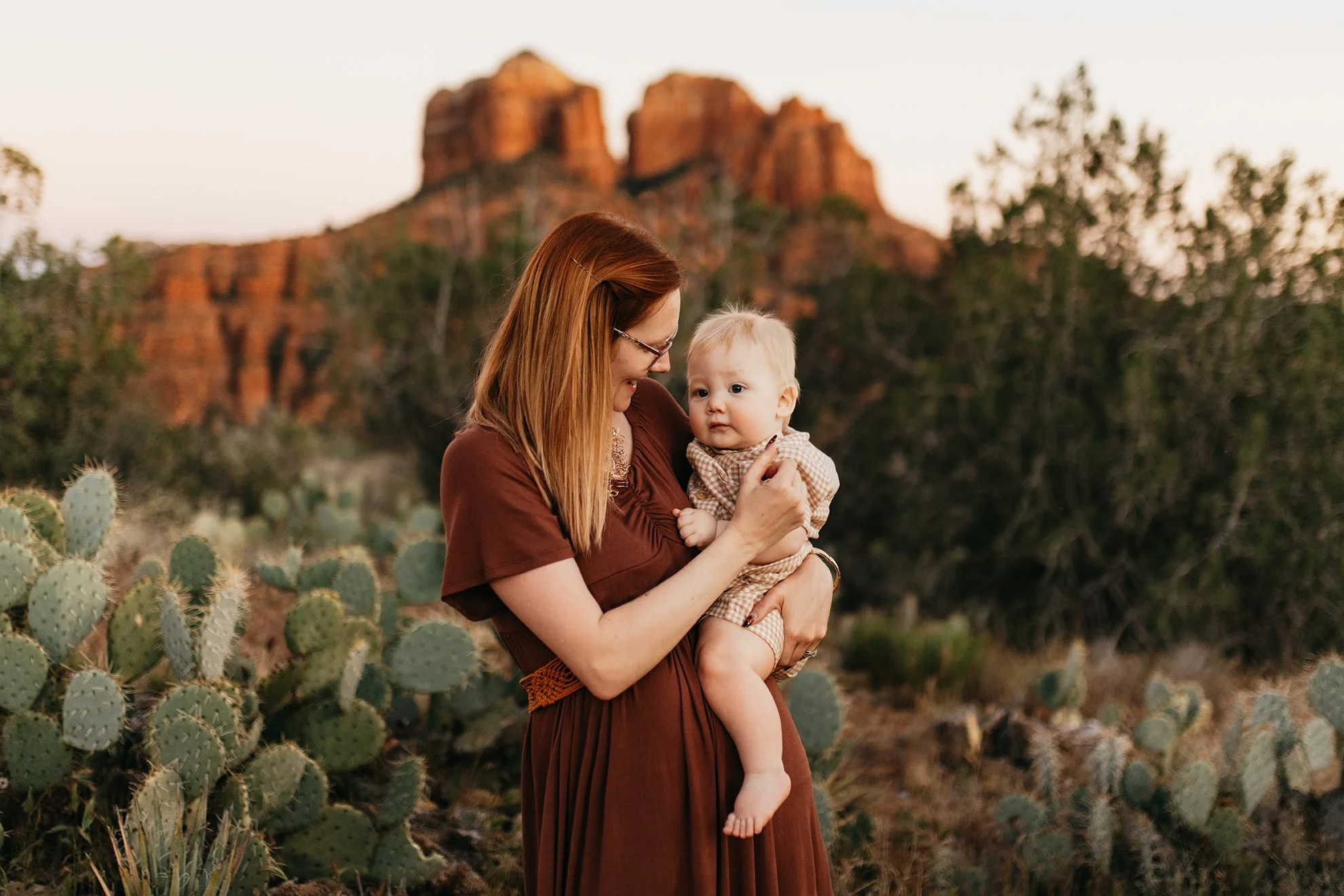 Family Photoshoot on the Sedona Red Rocks- Sedona Arizona Family Photographer 