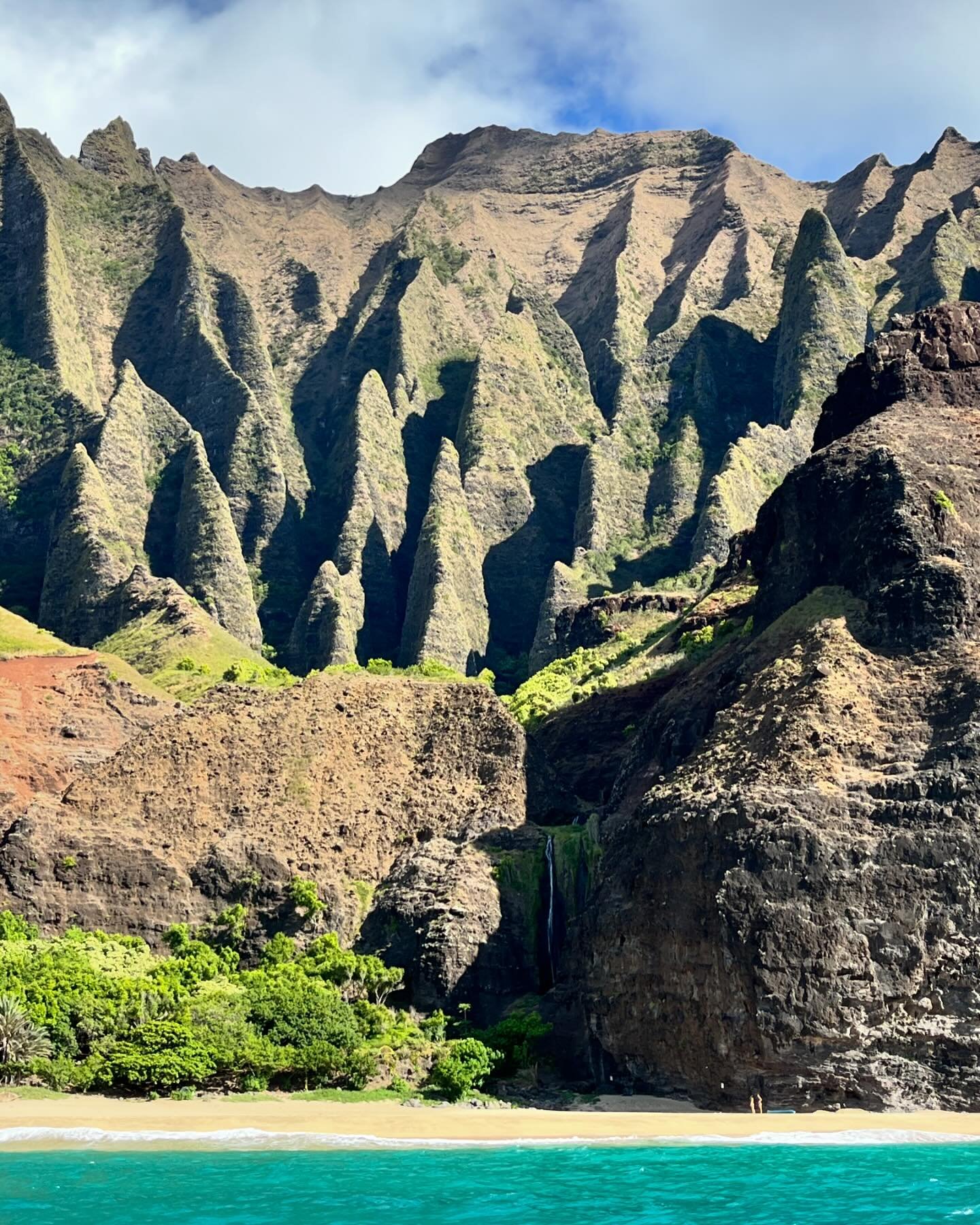 &ldquo;Aloha can mean hello, goodbye, or love. When you dig into the deeper meaning of this precious word, you find: alo= presence, front, face, + ha -breath, life. The word ha- breath, life, essence, the atmosphere- is the first breath you take at b
