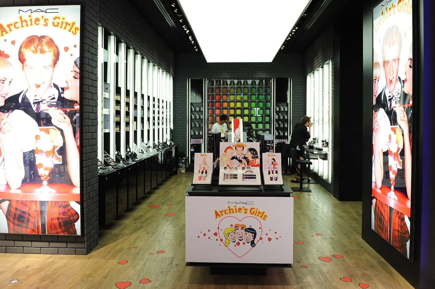 COUNTER WRAP AND FLOOR_ZEN.jpg