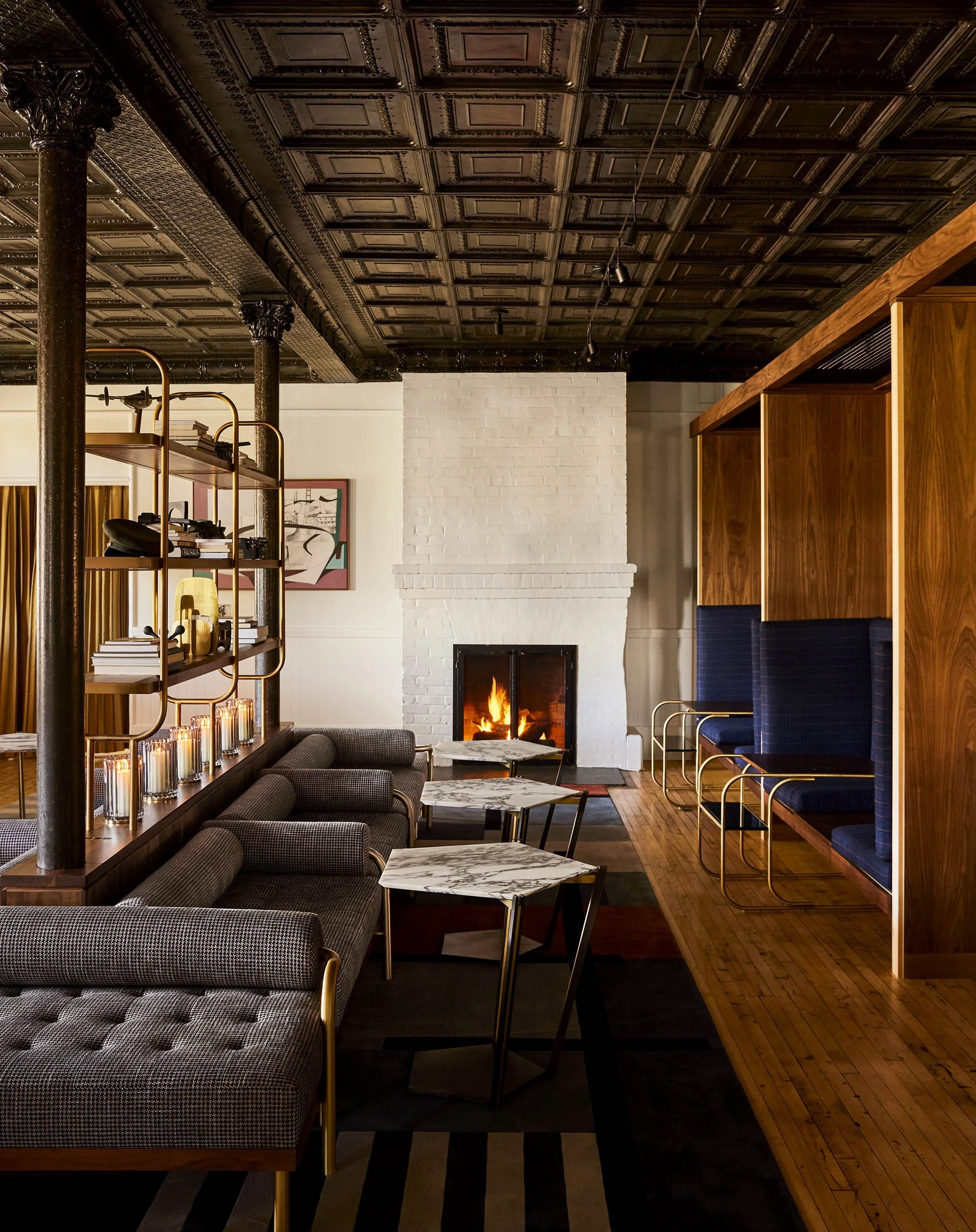 100522_Cavallo_Interiors_SulaLounge_5459_FINAL copy.jpg