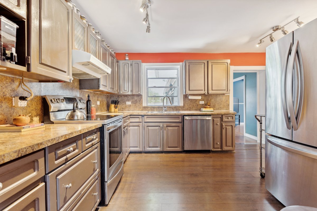 Churchill Ave-025.jpg