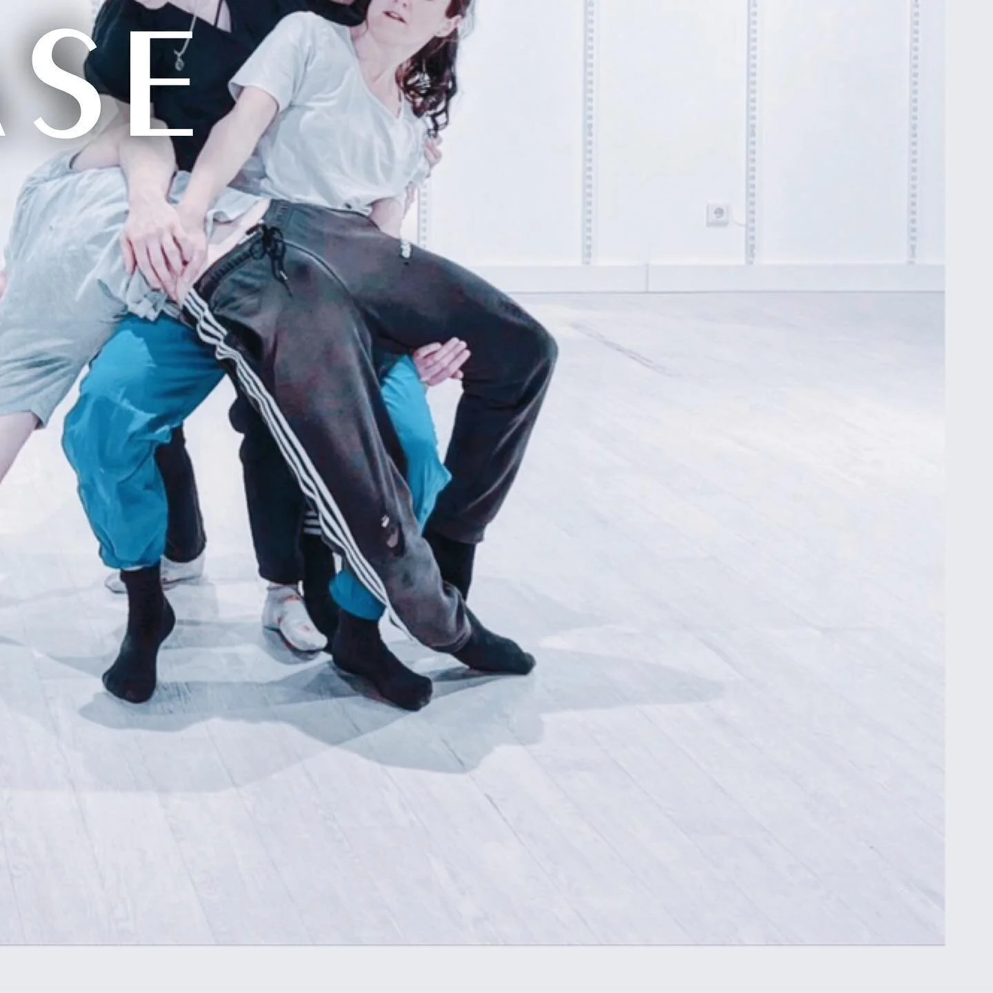 This Saturday, our residency artists Po-Fu Wu and Yuyen Lin-Woywod (COMPLICATED MANDARIN - KOMPLEX DER MANDARINSCHRIFT) and Lex Shcherbakov (ALLOWING SPACE) will present their work during the residency. You are all warmly invited. ✨
🏠 Location: Spa