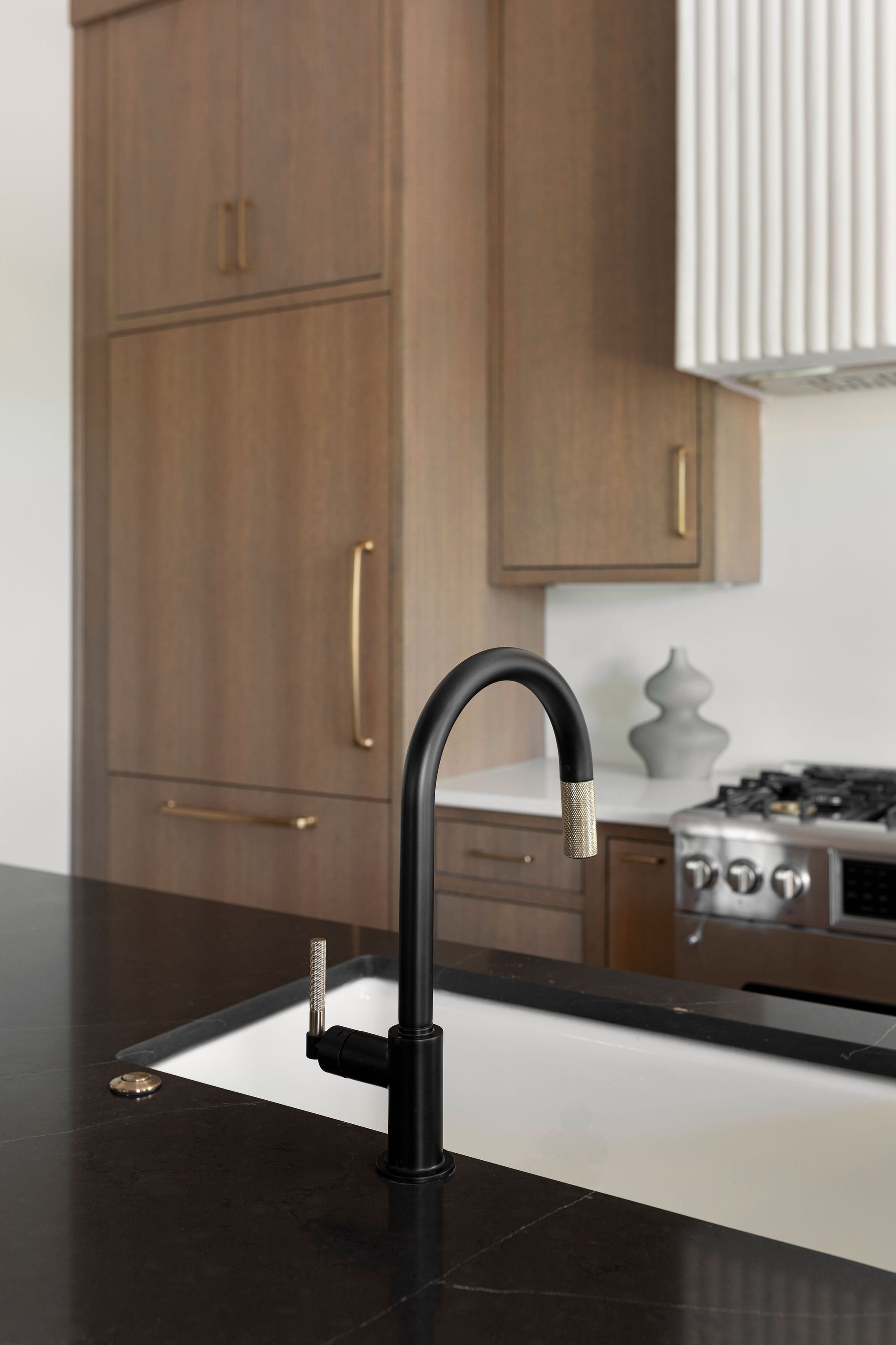 12_CG_Studio_951_Inverness_Ave.jpg