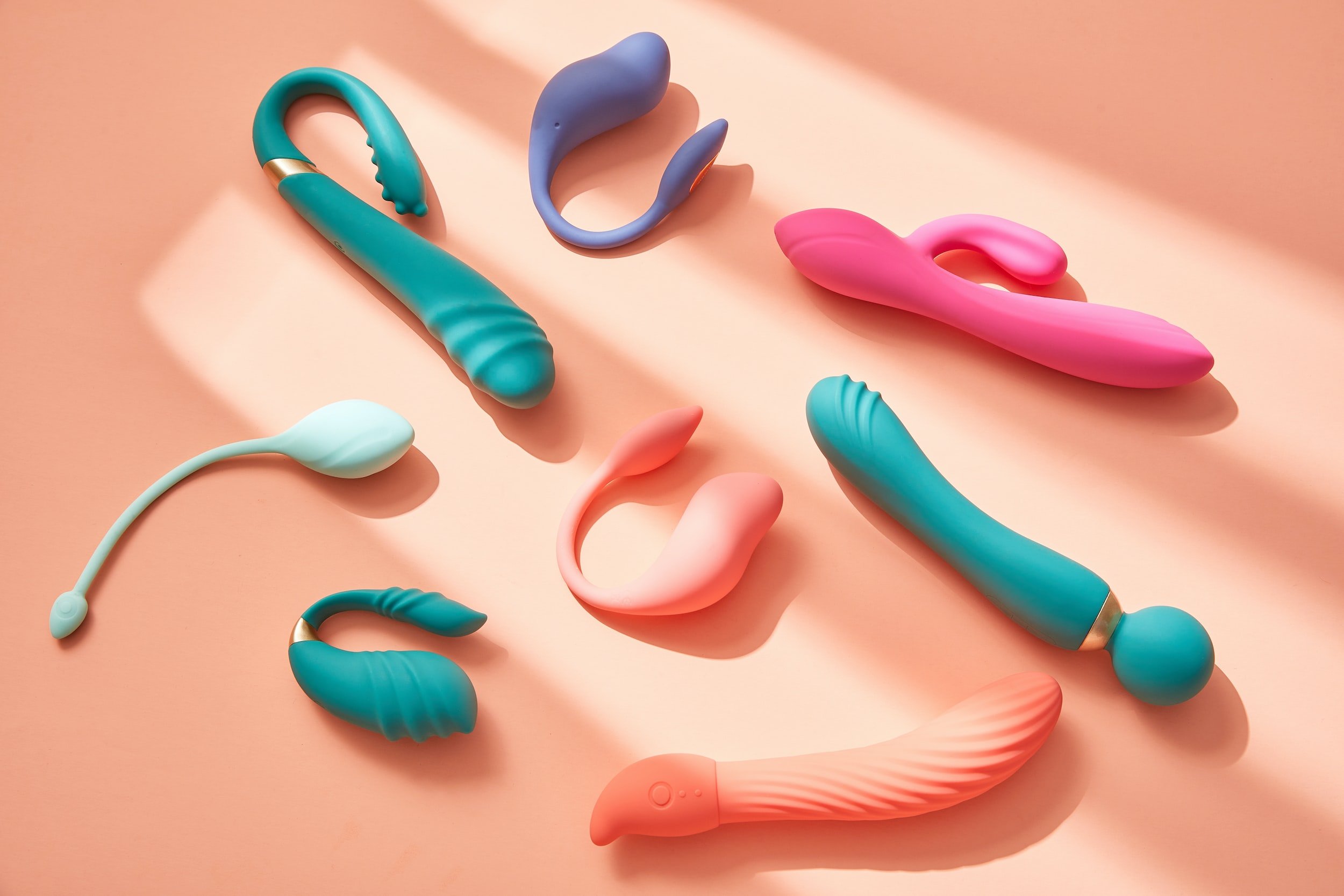 Beginner's Guide to Sex Toy Materials: What you need to know to protect  yourself — Sex With Elaine
