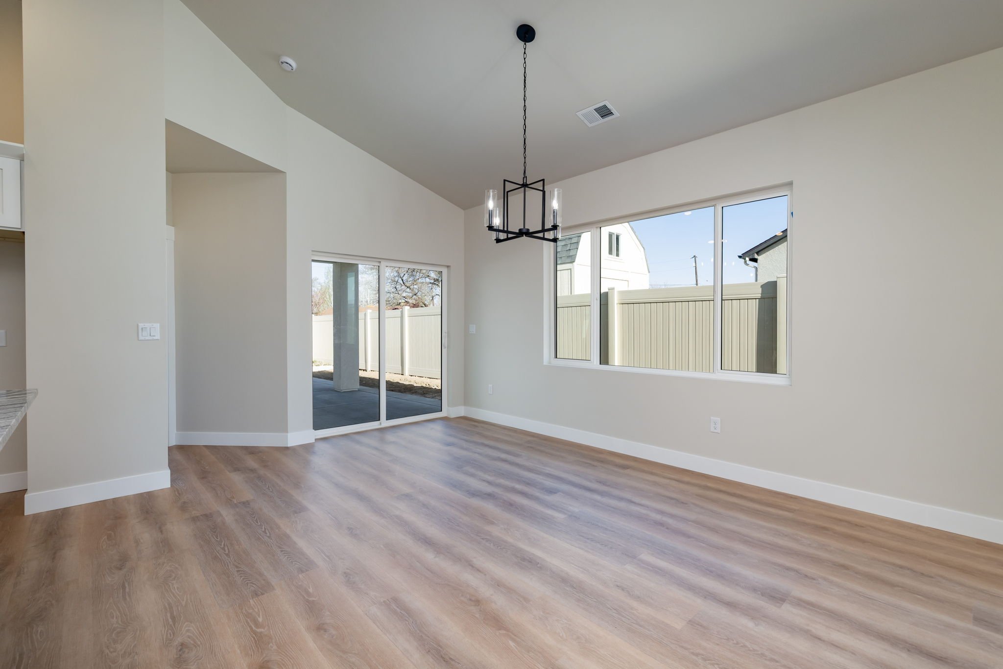 13-web-or-mls-509 Desert Peach-12.jpg