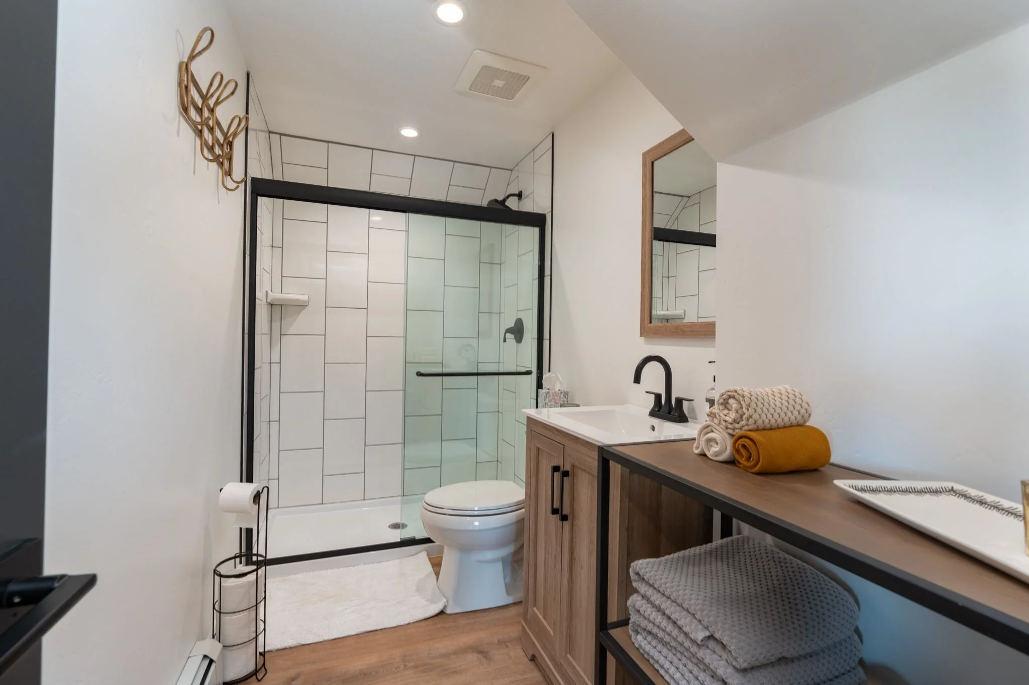 41-web-or-mls-1648 Saddle Ring Ct-22.jpg