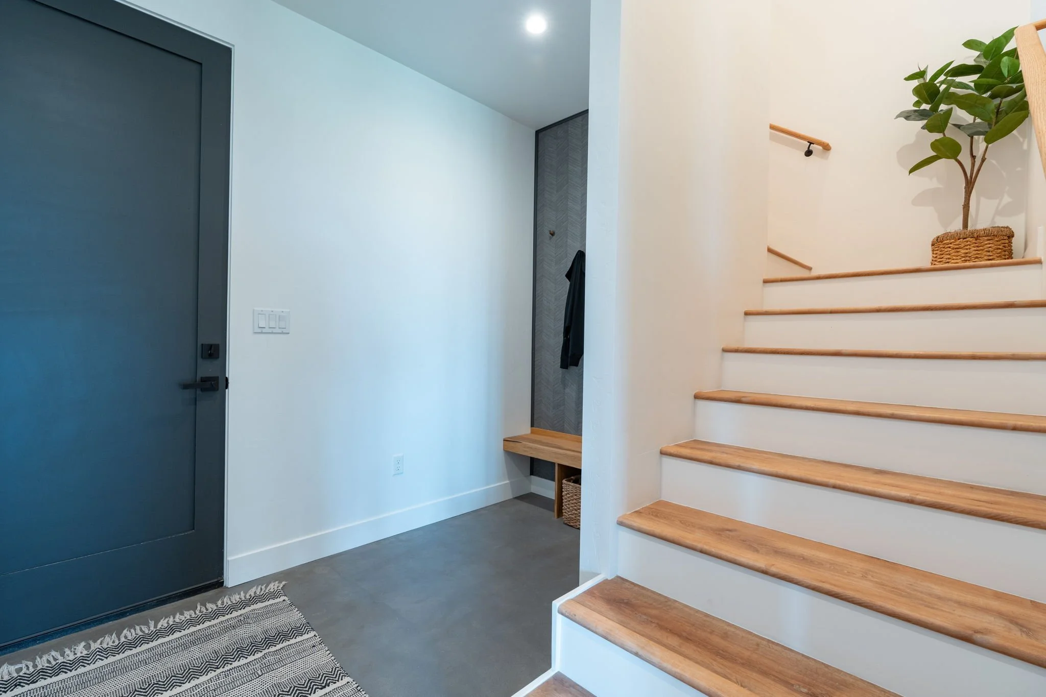 38-web-or-mls-1648 Saddle Ring Ct-19.jpg