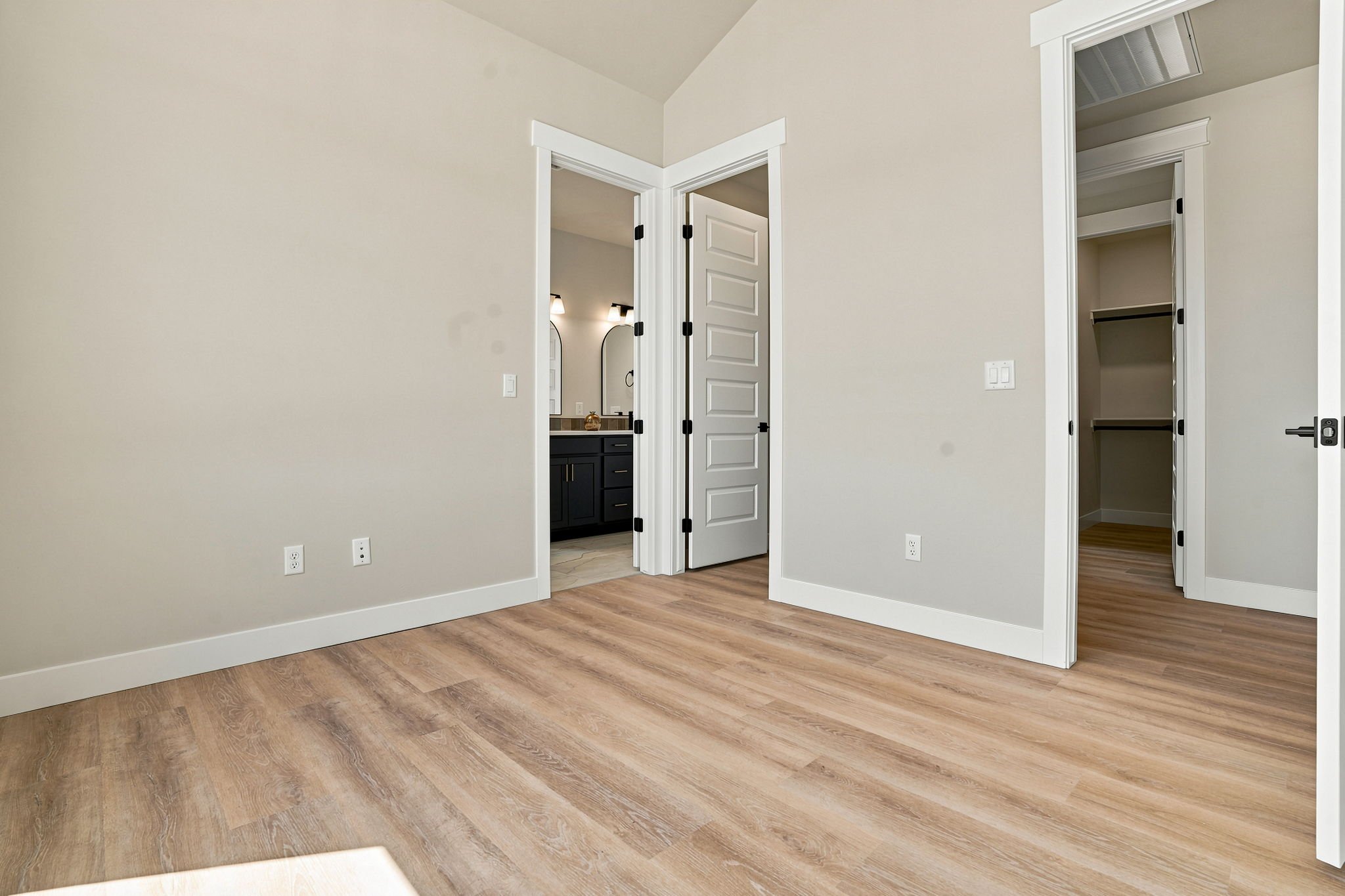 7-web-or-mls-1003 Summer Haven-7.jpg