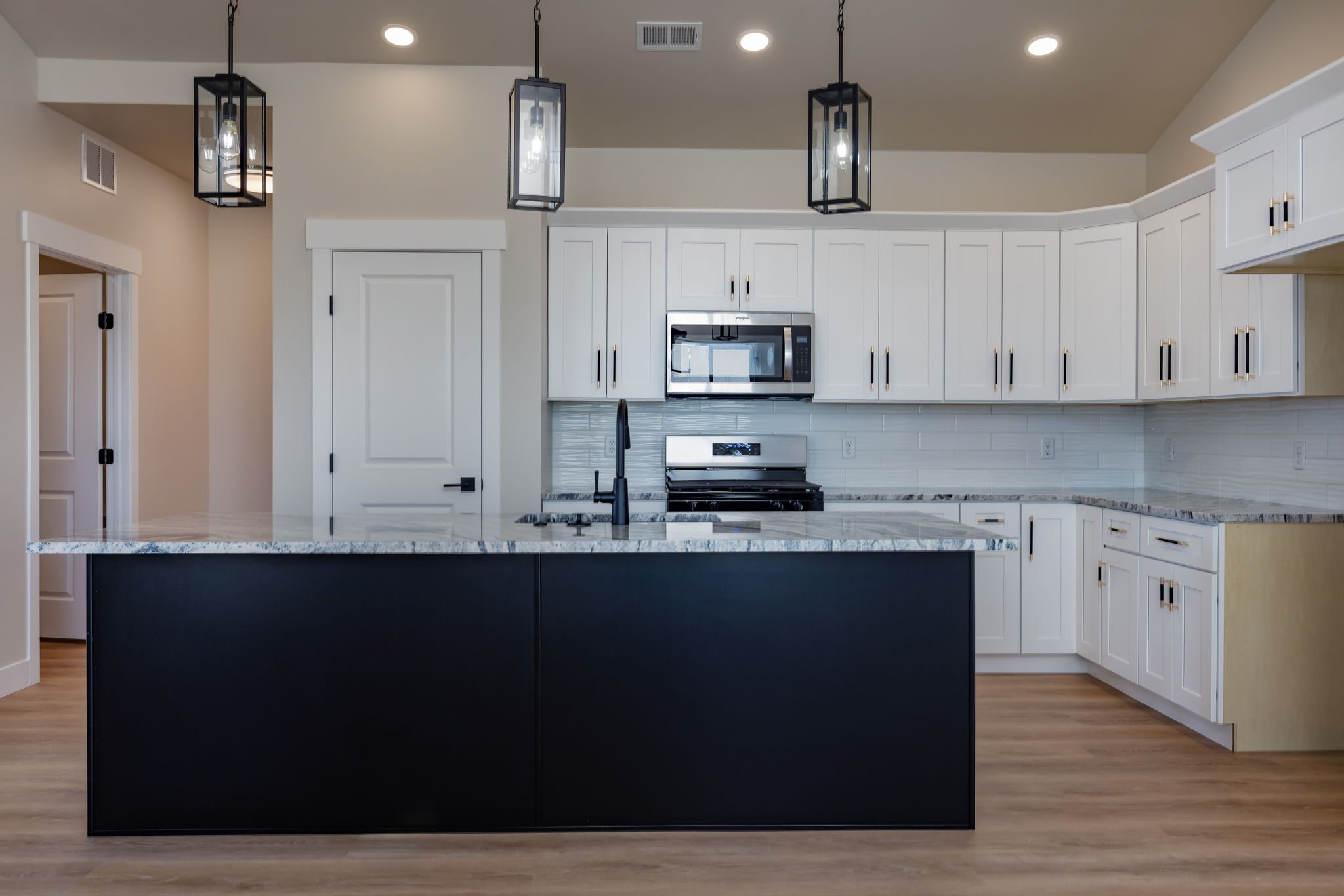 17-web-or-mls-509 Desert Peach-16.jpg