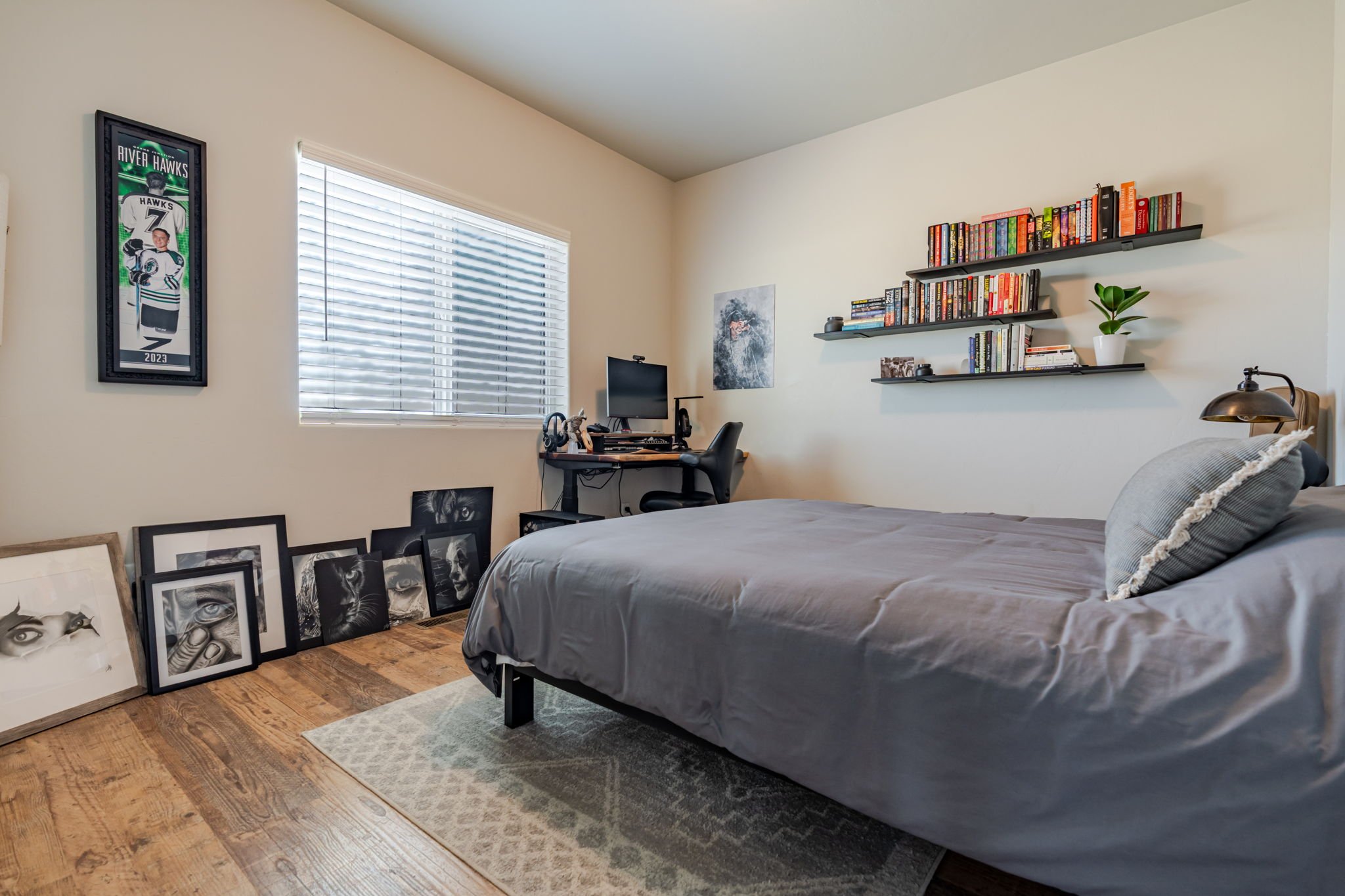 23-web-or-mls-1301 M Road-4.jpg