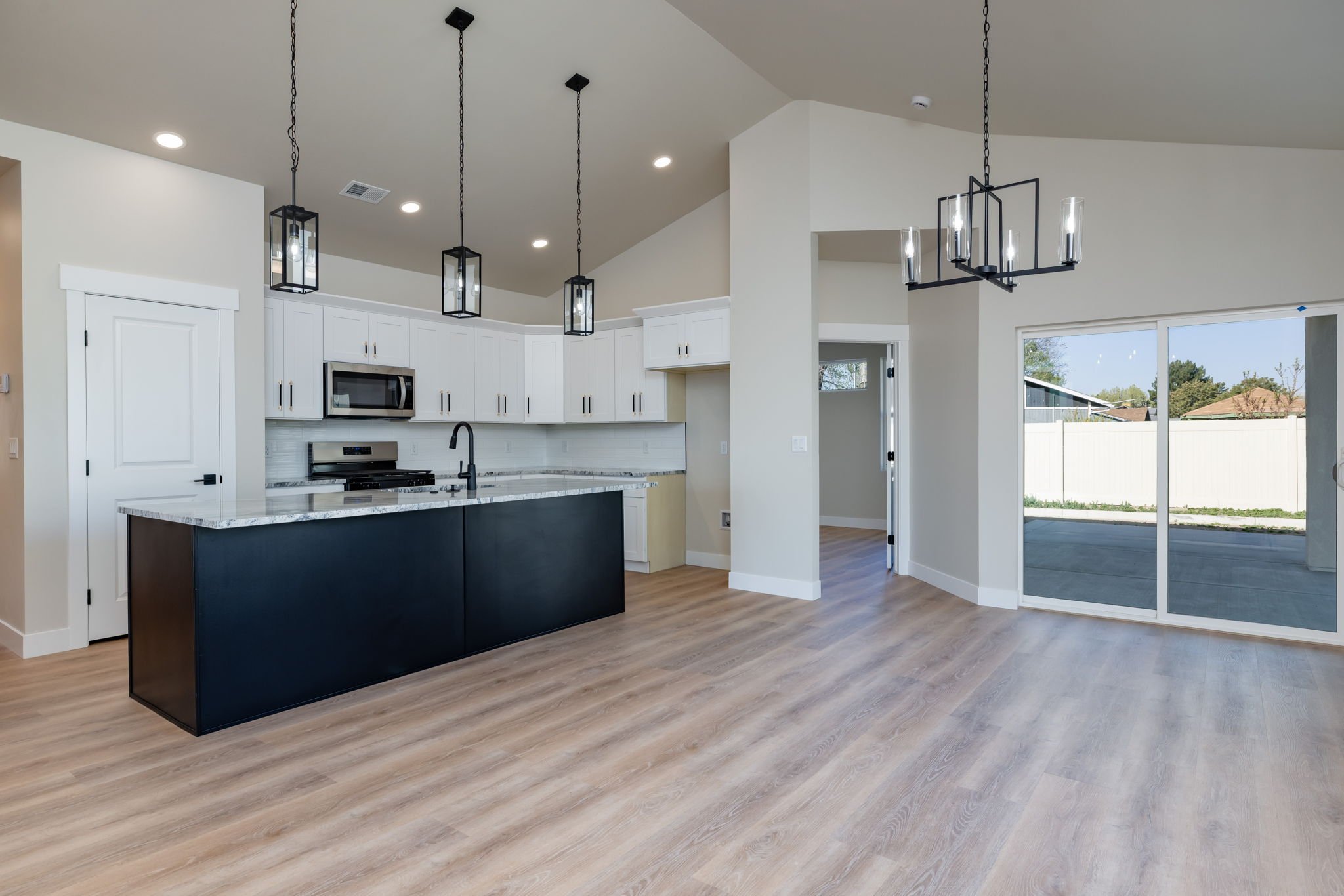 16-web-or-mls-509 Desert Peach-15.jpg