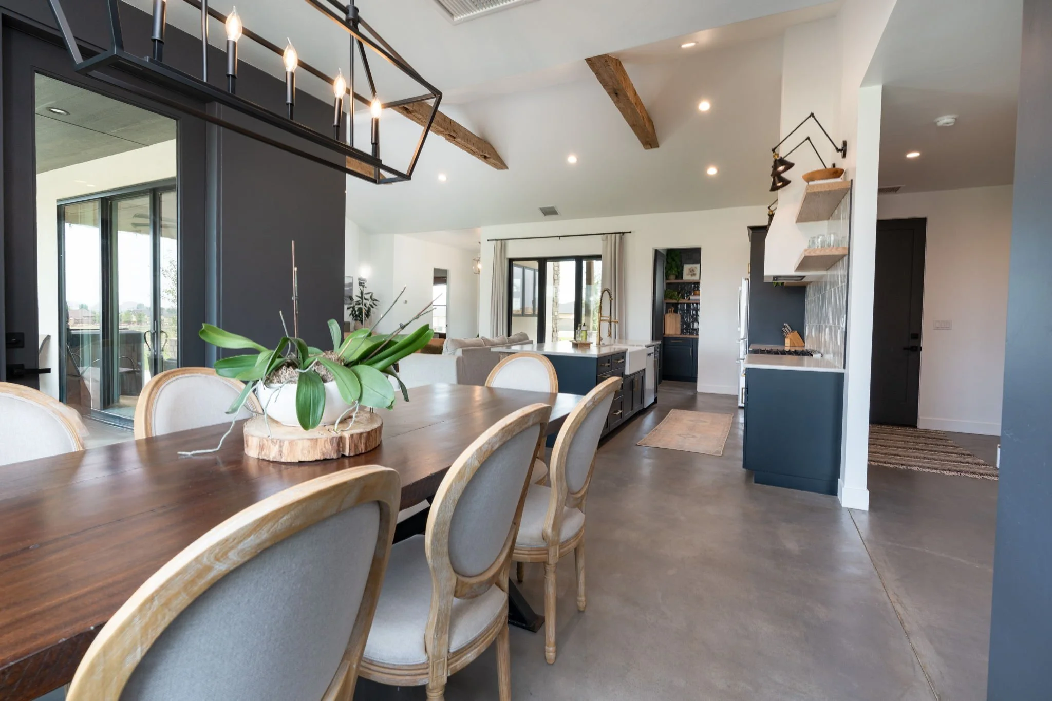 31-web-or-mls-1648 Saddle Ring Ct-12.jpg