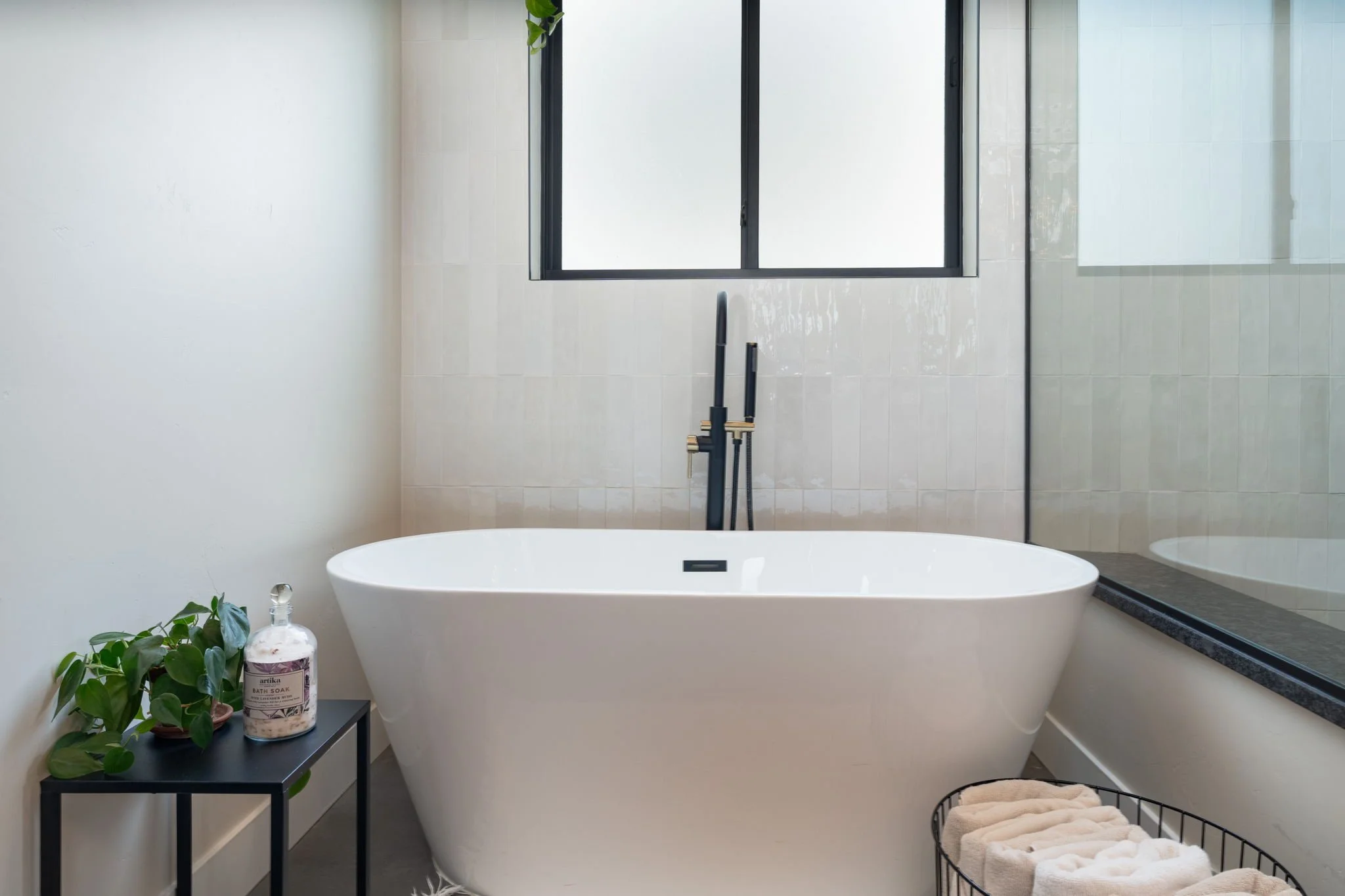 36-web-or-mls-1648 Saddle Ring Ct-17.jpg