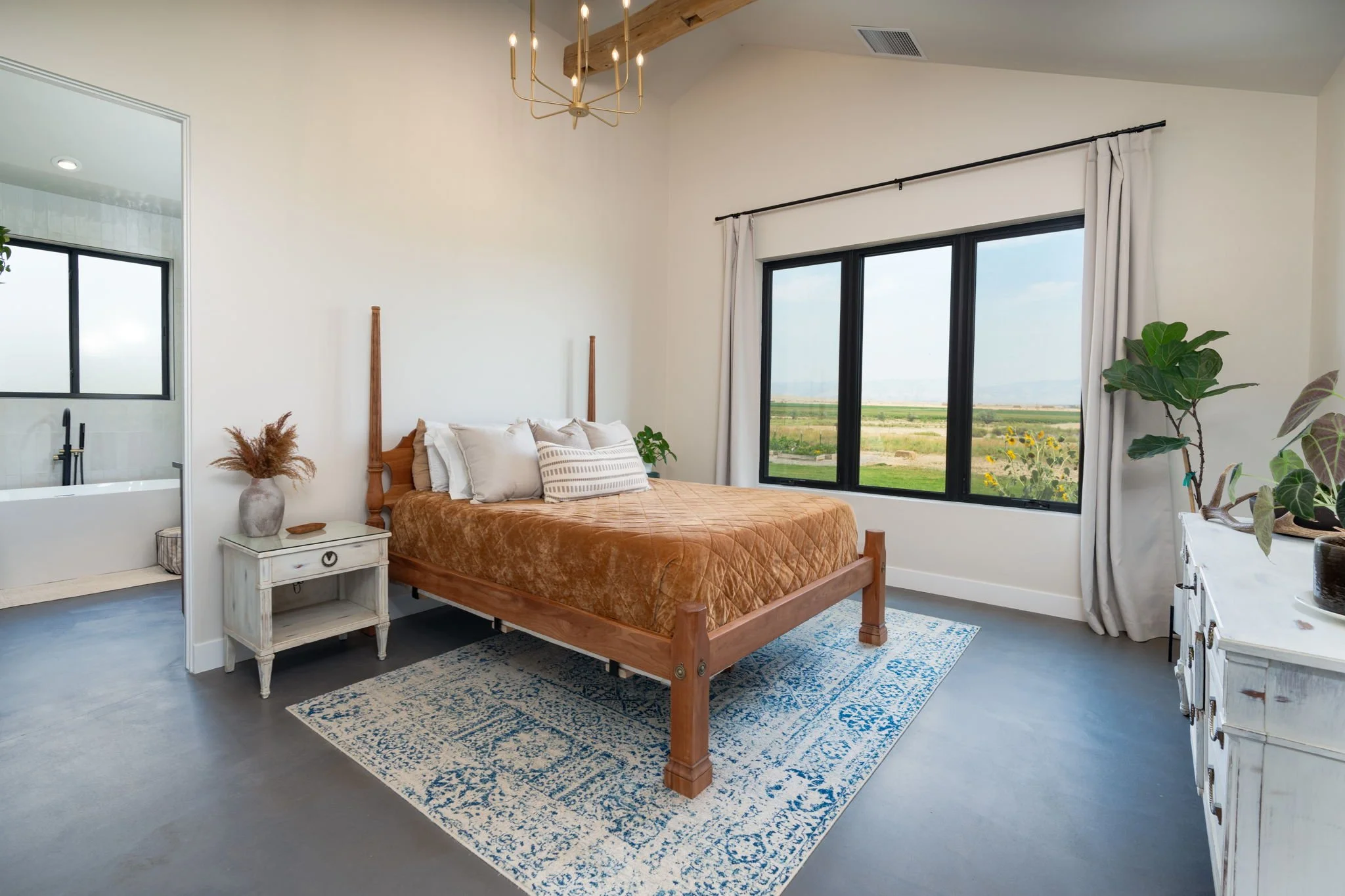 32-web-or-mls-1648 Saddle Ring Ct-13.jpg