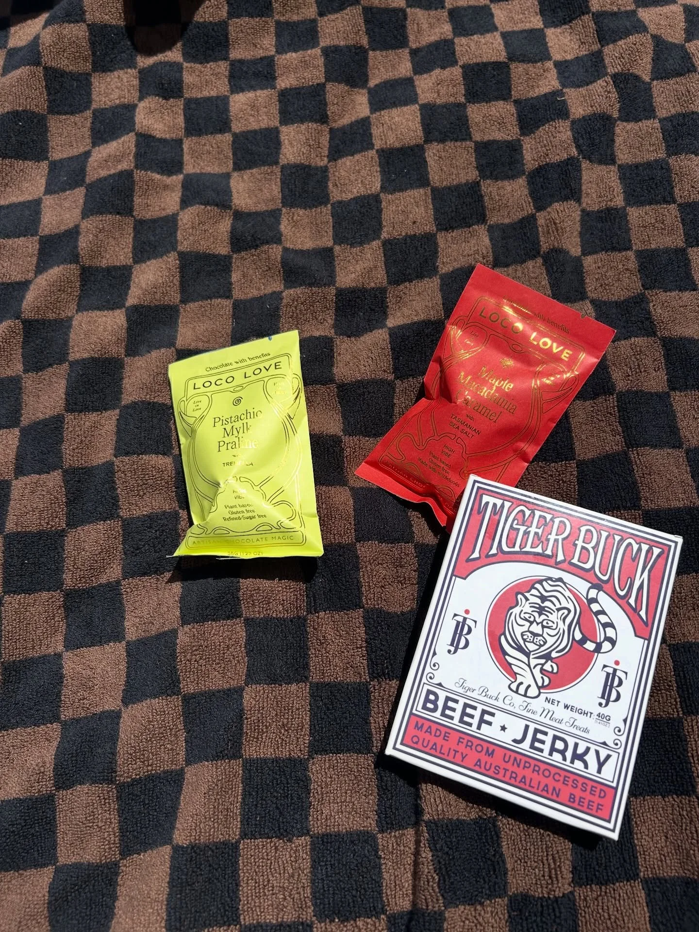 Northern NSW Naturopathic round-up (with a touch of stunning scenery) 

1. Beach snacks (new loco flavours are 🤌🏼) 
2. Nature doing its thang 
3. Best snack on the go 
4. Flower essences with the changing season 
5. The yummiest (and cleanest) corn