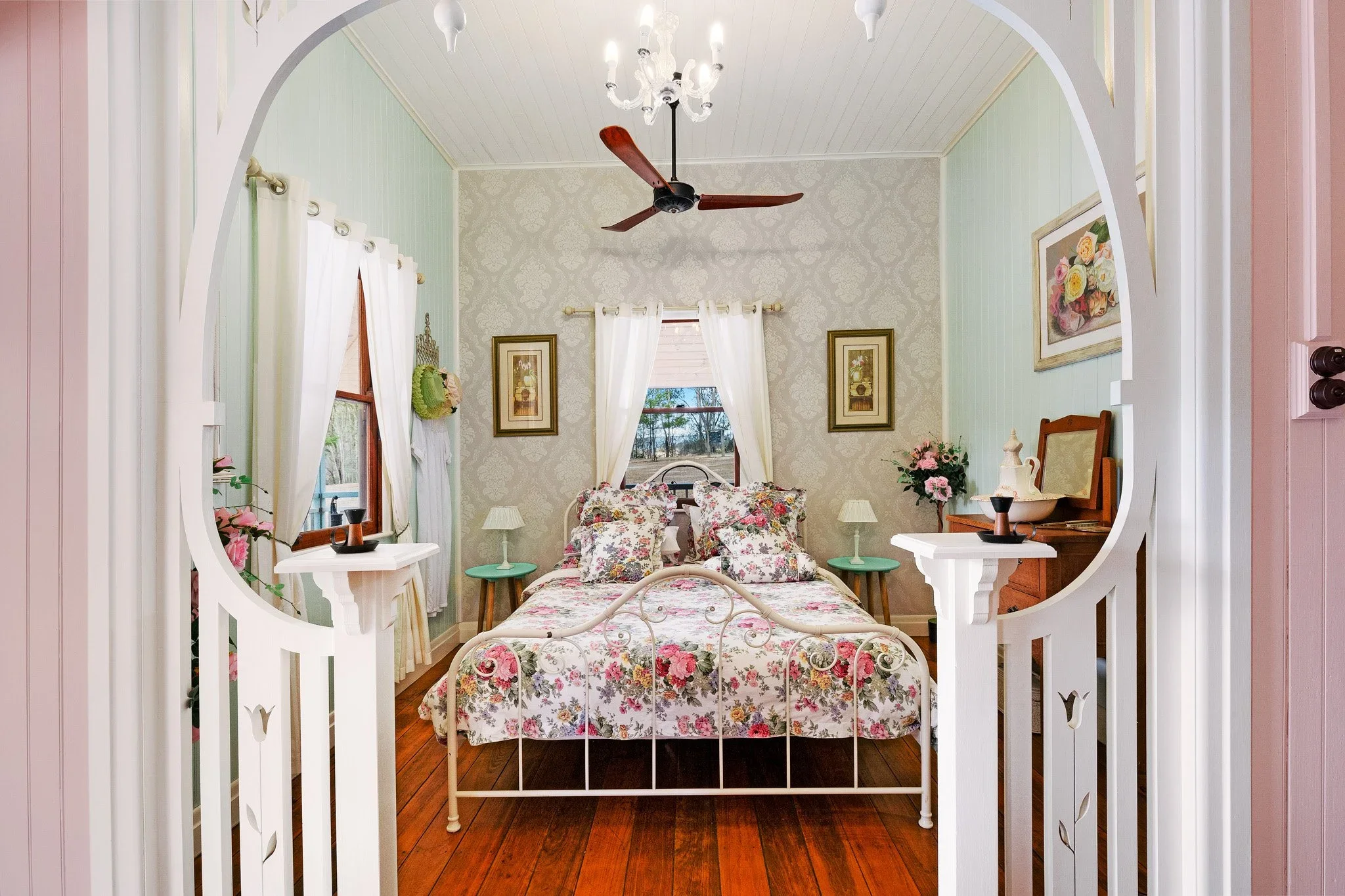Day_Mount_Barney_31.webp