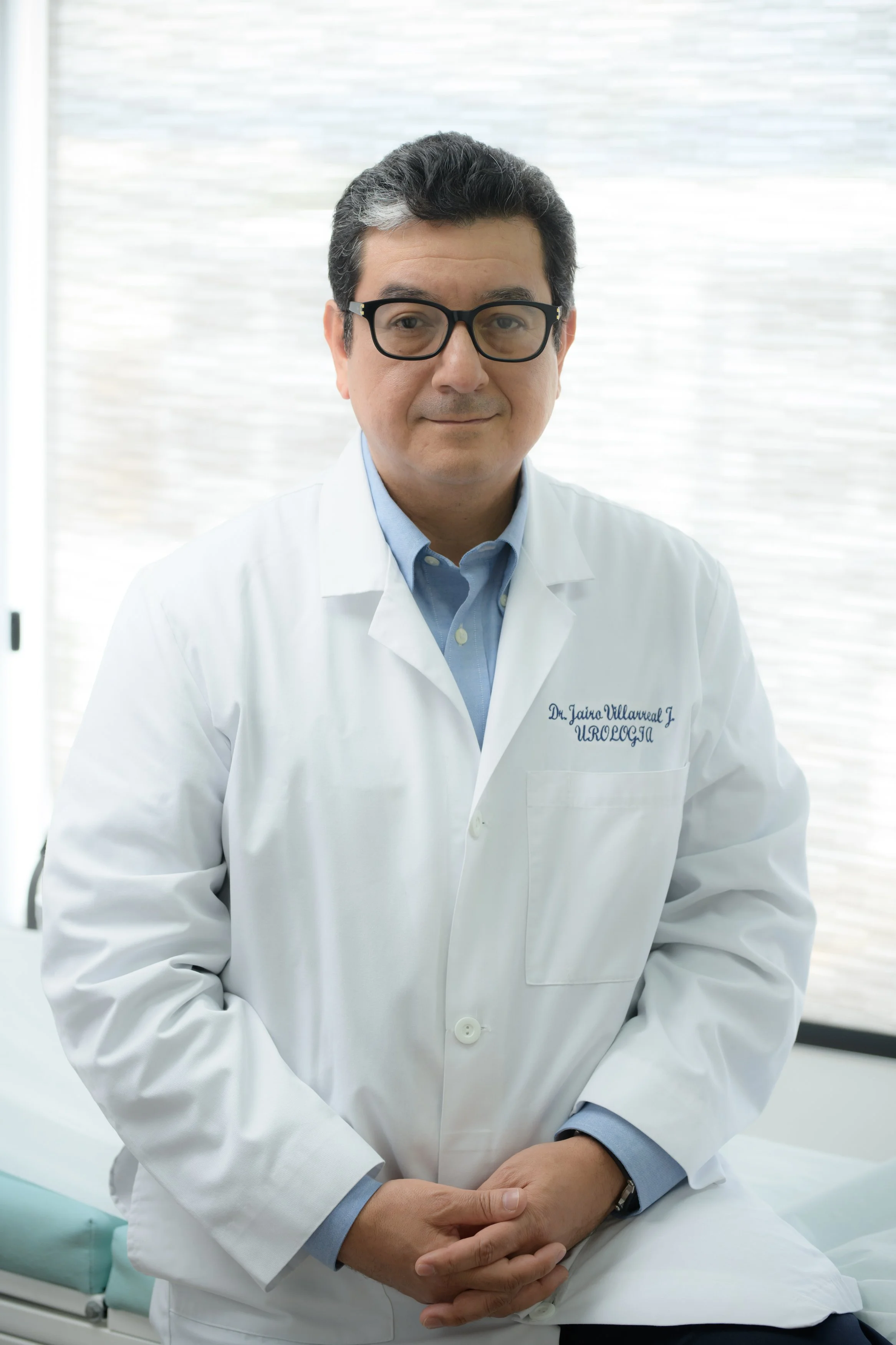 About 1 — Dr. Villarreal Urología