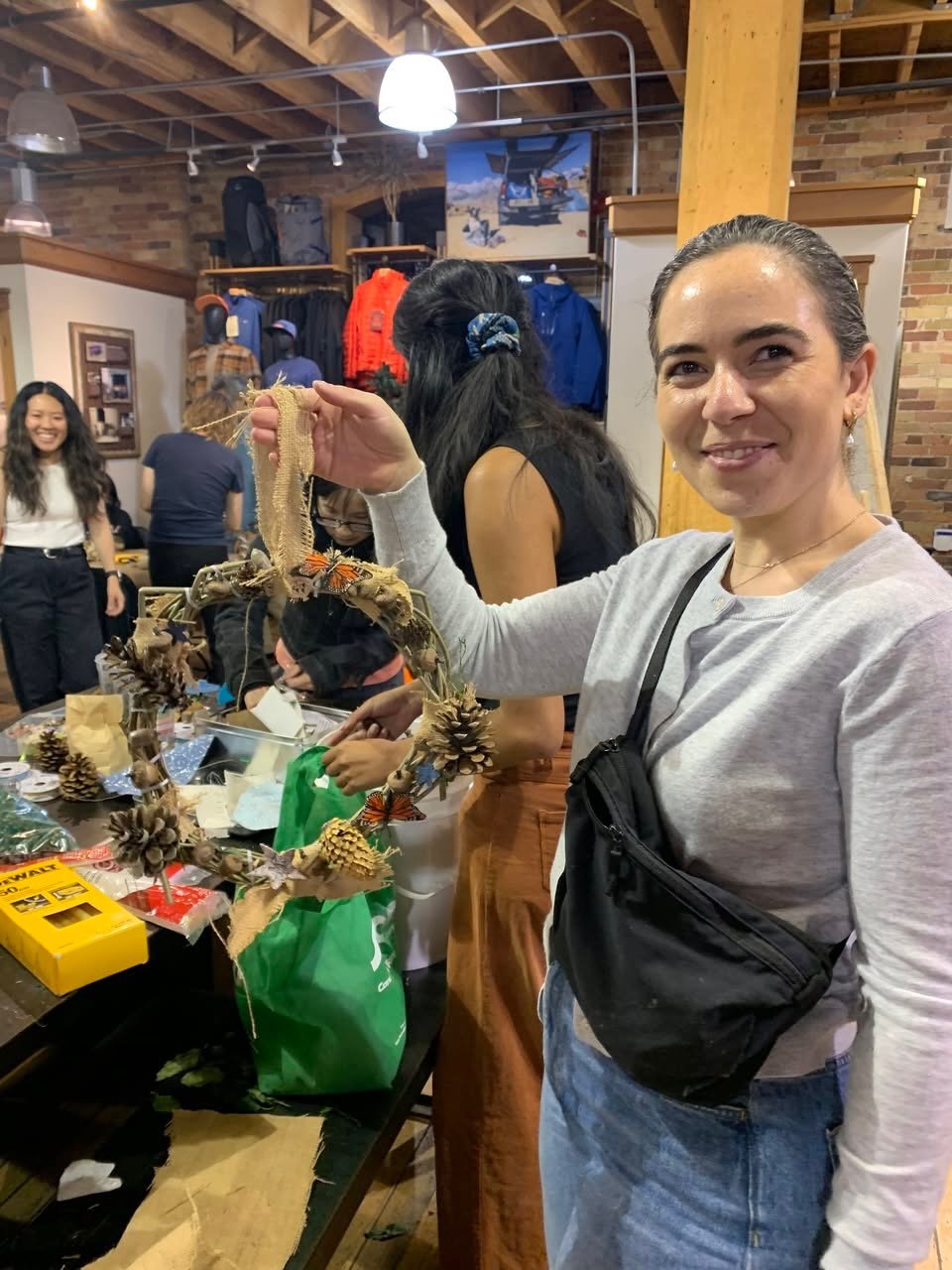 The holiday season is upon us and DMWTD will be hosting a very limited opportunity this Saturday at 12 pm for our very popular Art from Invasives program. We have only 15 spots for folks to make amazing Holiday Wreaths from Buckthorn and other invasi