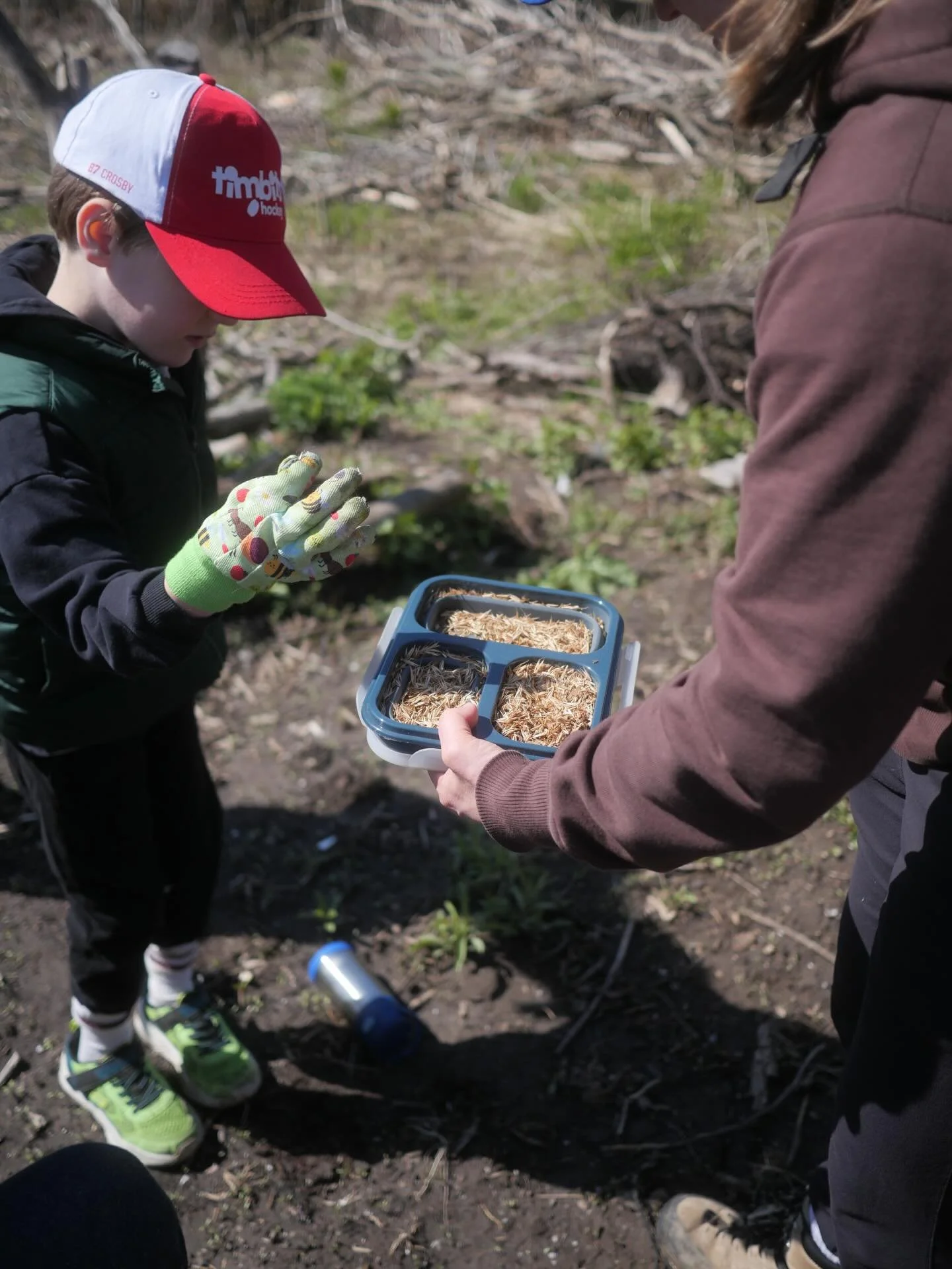 More photos from Earth Day and the ☀️Sun Valley☀️ Stewardship event. 📸 Taken by the wonderful and talented Stephen G.