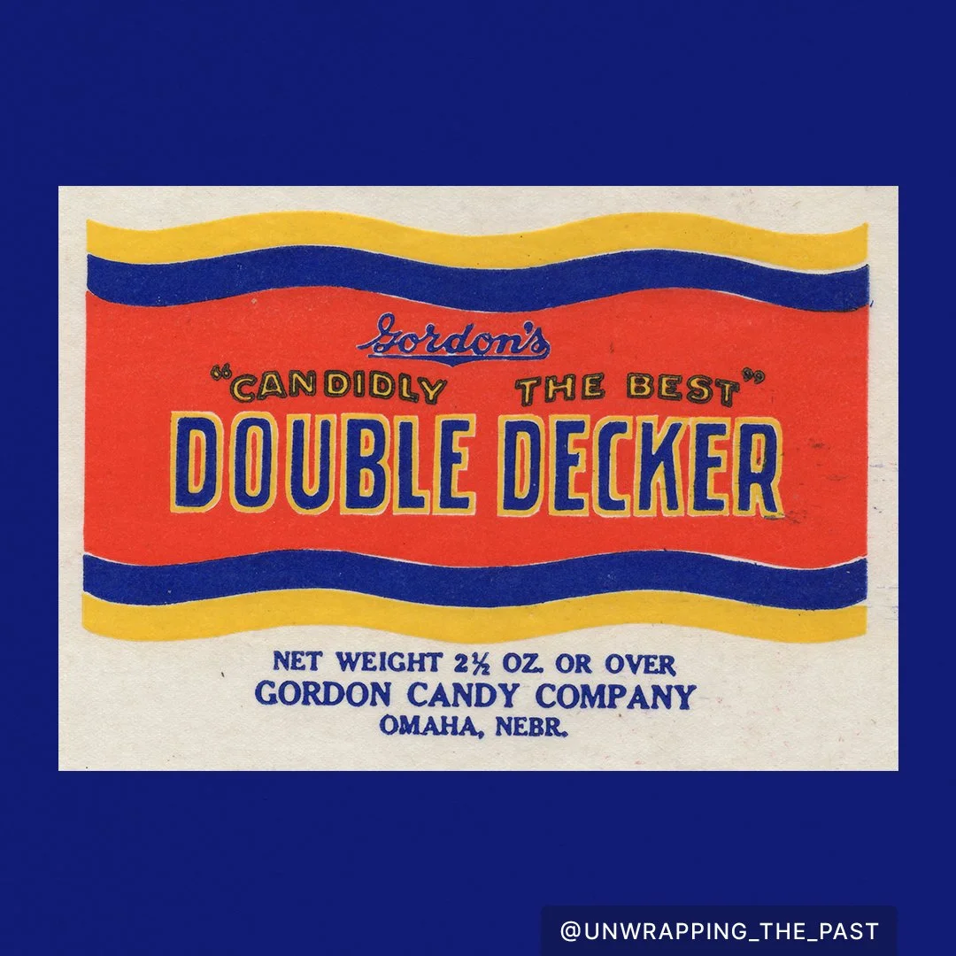 Double Decker by Gordon Candy Company 
.
.
. 
#1930s #1930sdesign #1930scandy #design #designhistory #advertisinghistory #candy #wrappers #candywrappers #vintage