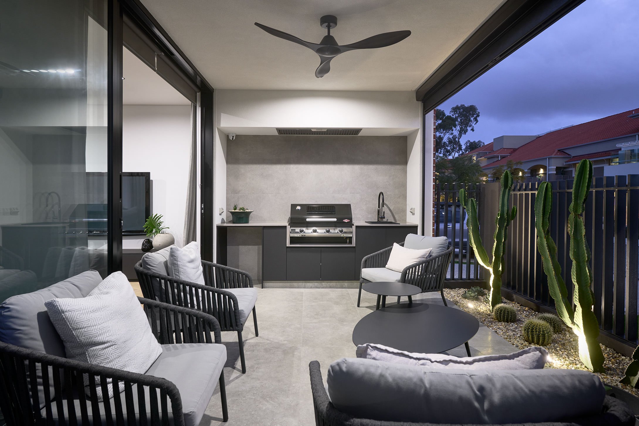 Modern outdoor kitchen design black fan