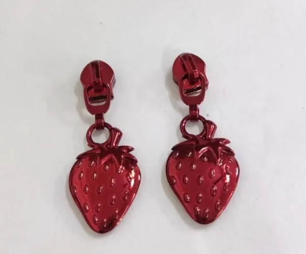 Strawberry #5 Zipper Pull - Retail