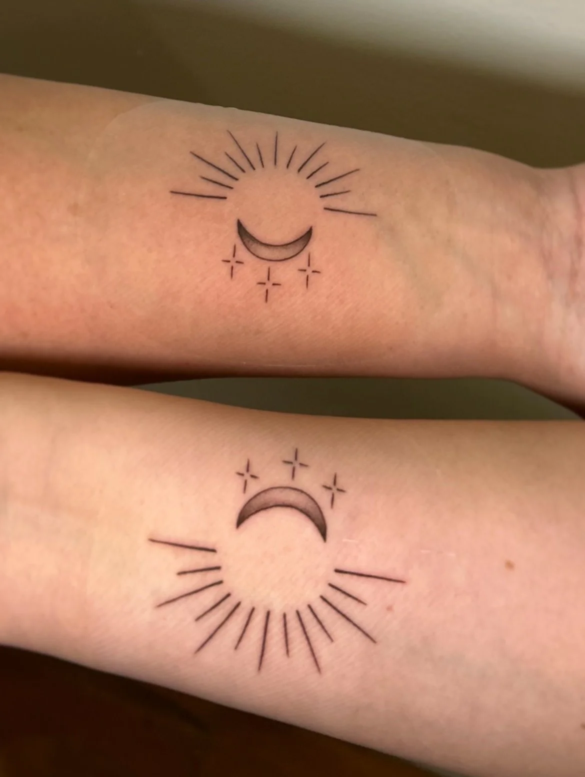 ☽ ☼ ✧

a cute &amp; simple sibling tattoo. 

thanks so much deb &amp; kat!