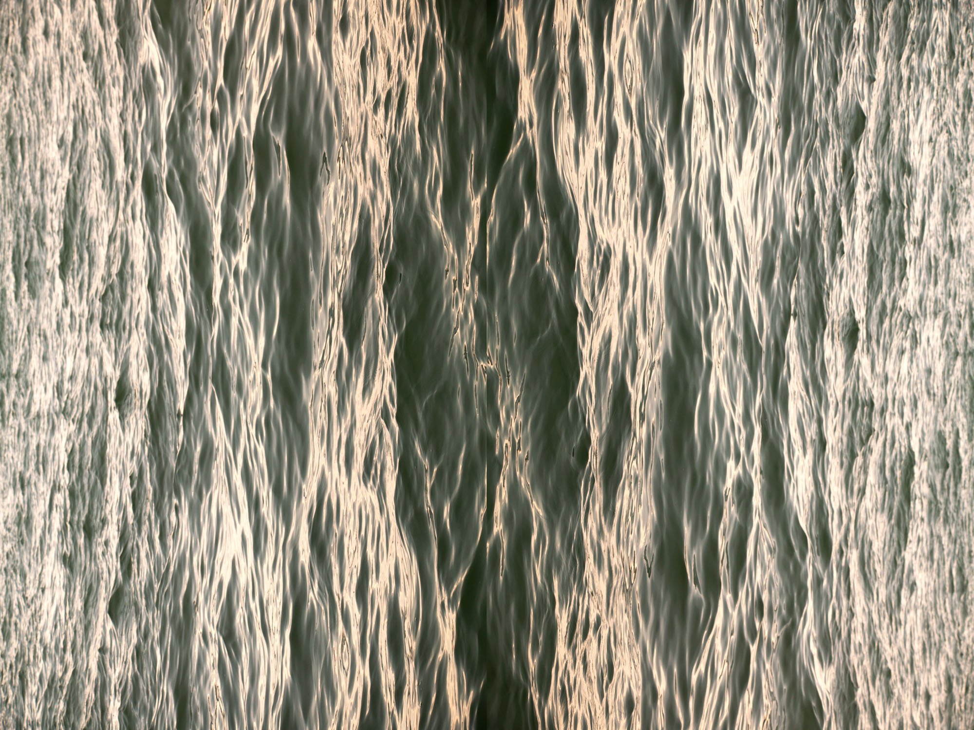 WATER_small.jpg