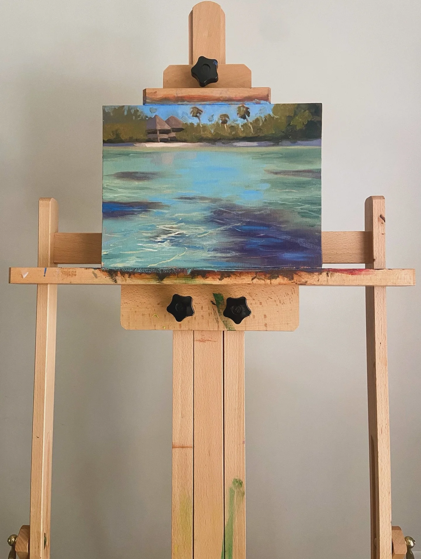 Slowly overcoming my struggle with painting water thanks to @forza43. Pine trees are more my style, but these palms were a fun little challenge too. 

#oilpainting #oilpaintingartist #oilpaintingart #landscapeart #landscapeartist #learningisfun #trop