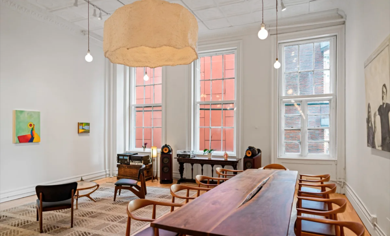 102 Franklin 2nd FL Art Gallery image 2.png