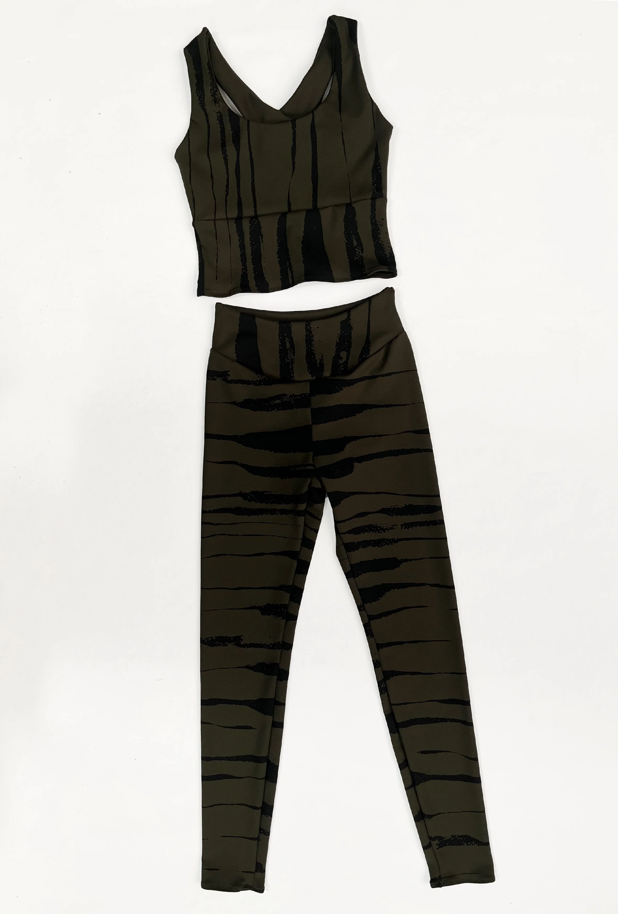 STRIPE OLIVE YOGA SET
