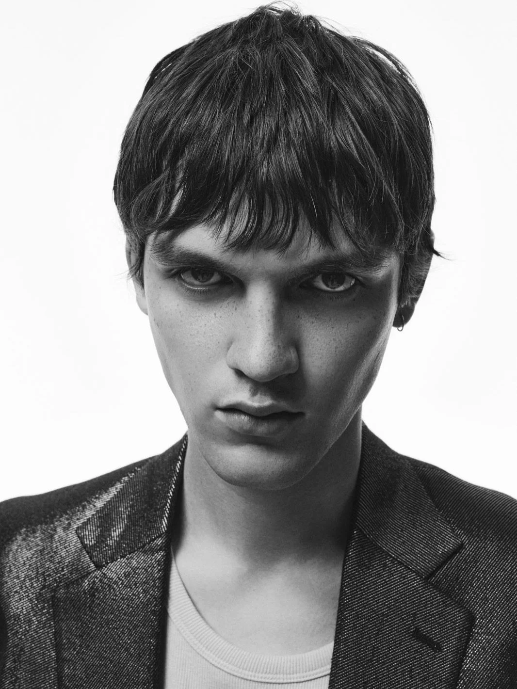 Cameron looking 🔥
By @gordonstabbins 

Via @estmodels