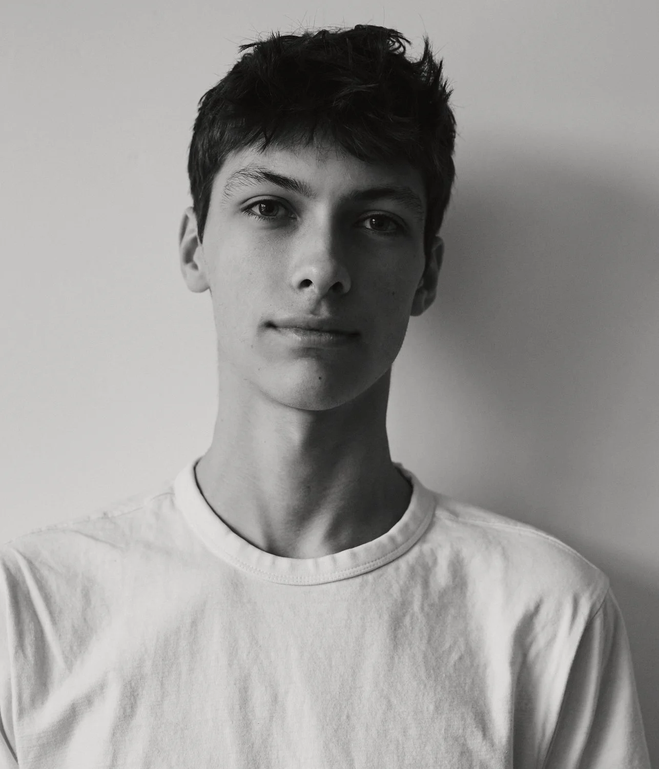 SOMEBODY_THOMAS_26_S01_004_Lowres 1.jpg