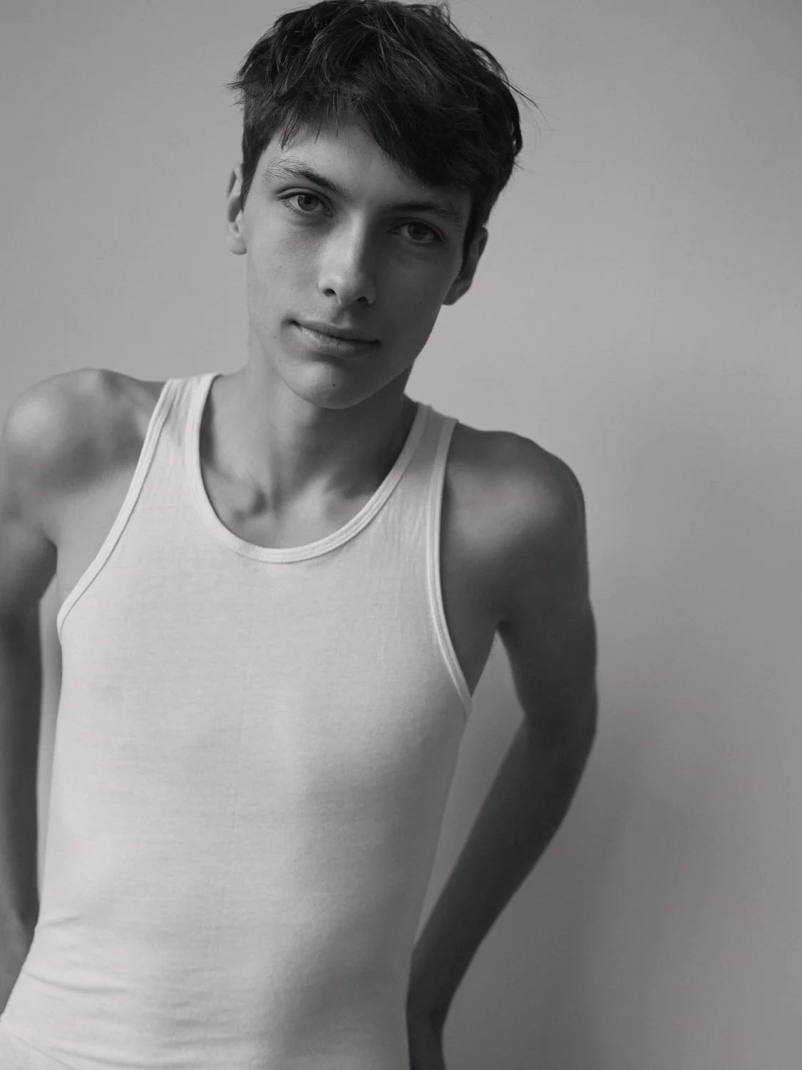 SOMEBODY_THOMAS_26_S04_434_Lowres 1.jpg