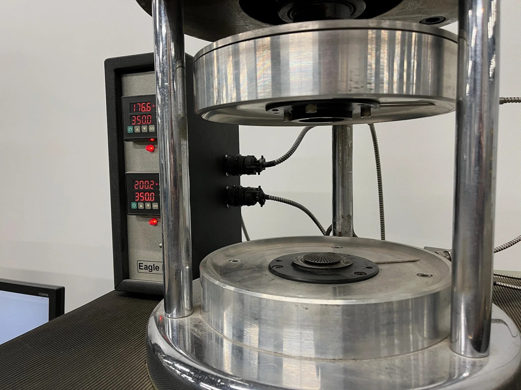 Monsanto R100 Rheometer — Eagle Polymer Equipment