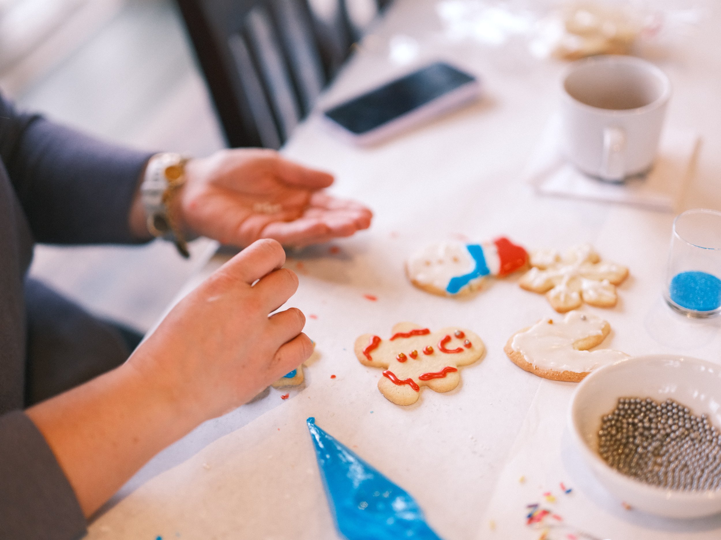 cozy cookie - christmas decorating the siloTHPG9052.JPG