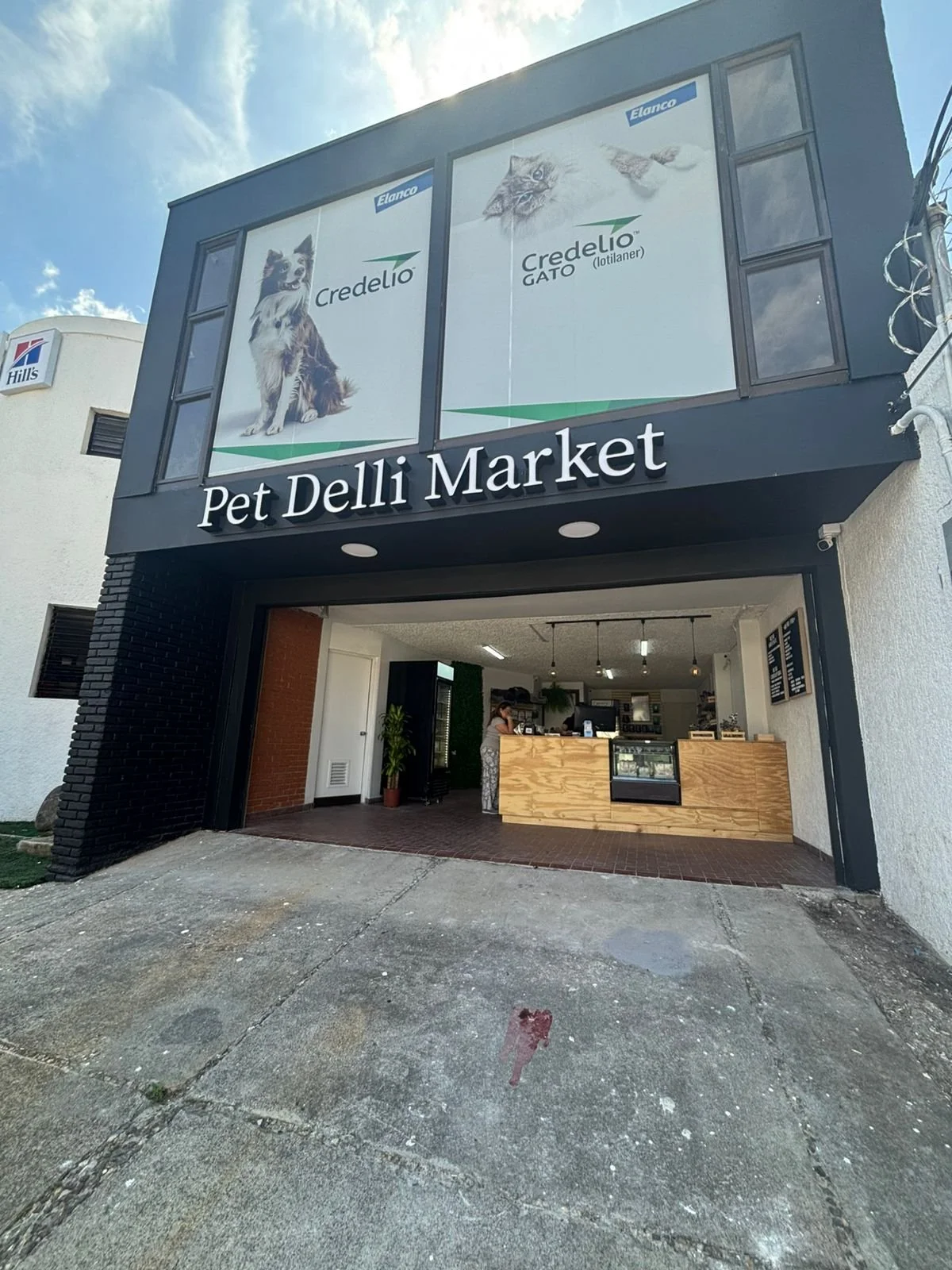 Pet Delli Market, Rohmoser