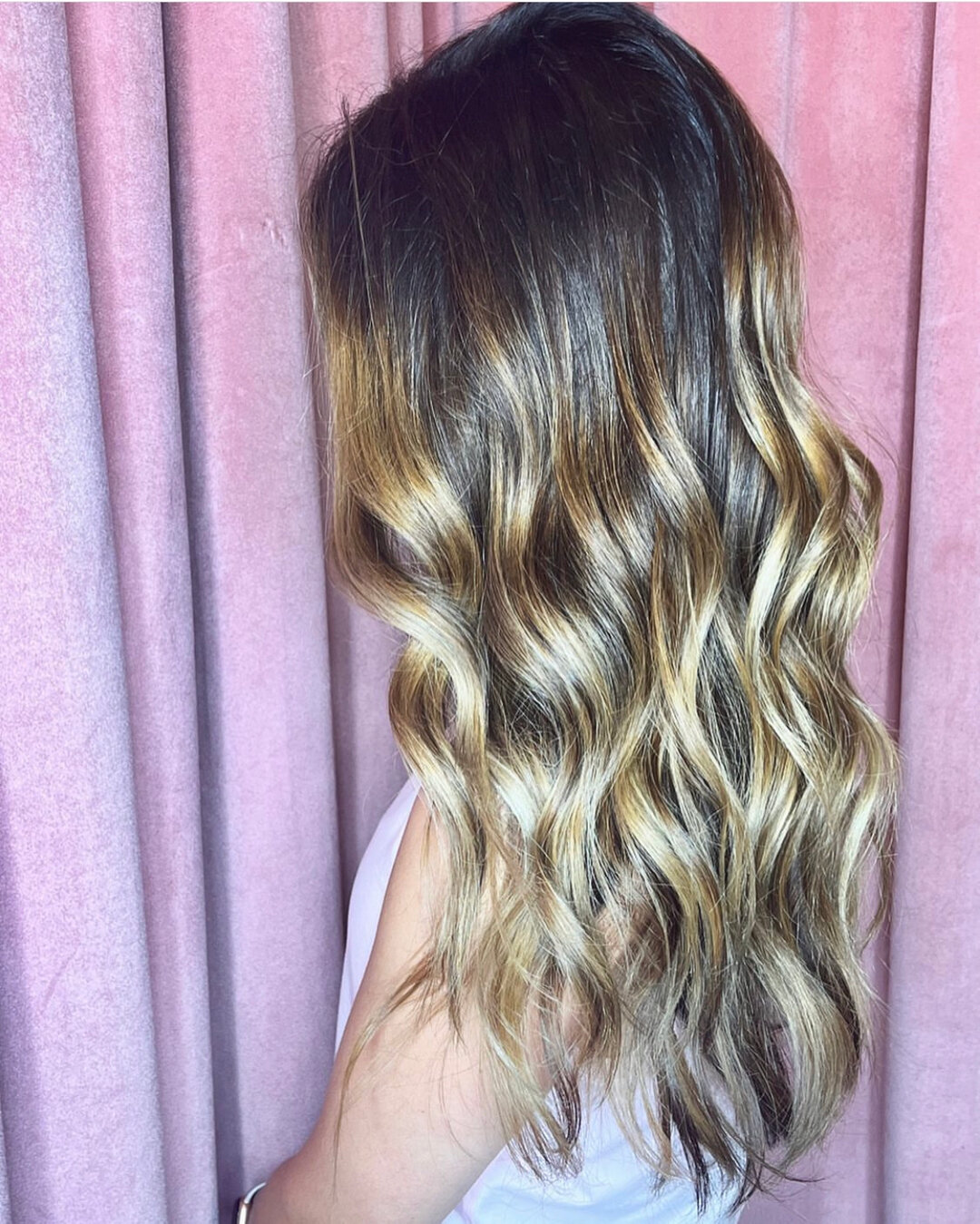 I&rsquo;m not sure we will ever get over this lived- in look by @hair_by_abbyblev! ❤️&zwj;🔥​​​​​​​​
​​​​​​​​
Wanting a natural- looking, low maintenance look? Then balayage (pronounced: bah-lee-ahge) ​​​​​​​​
is your friend! And Abby is your girl! ​