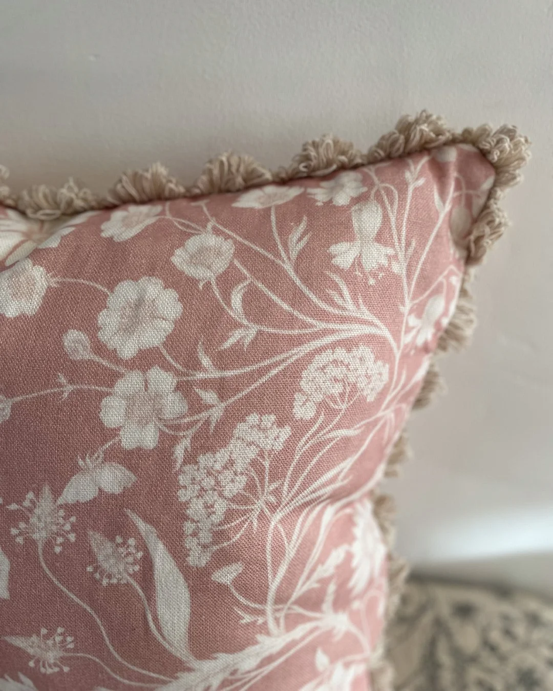 The-Lost-Garden-Mallow-Linen-Cushion-with-Fan-Edge-Fringe_2.jpg