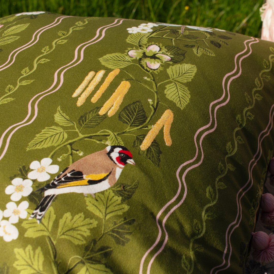 Studio Le Cocq_Hedgerows Cushion_Cotton Satin_Moss3.jpg