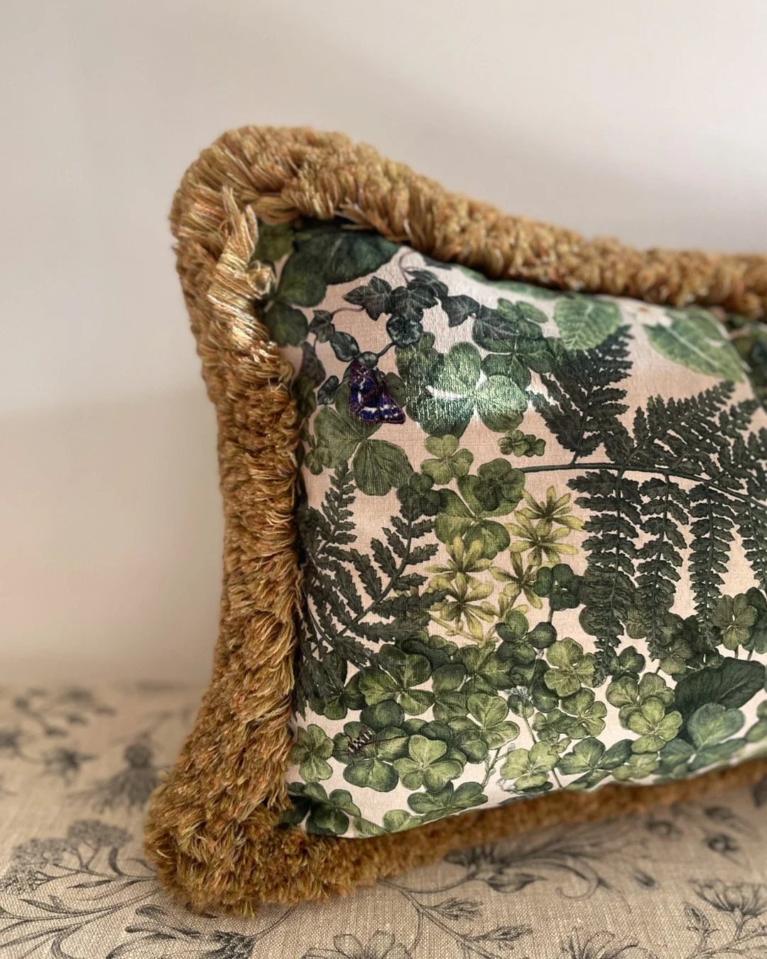 Woodland-Floor-Velvet-Cushion-2_Close-Up.jpg