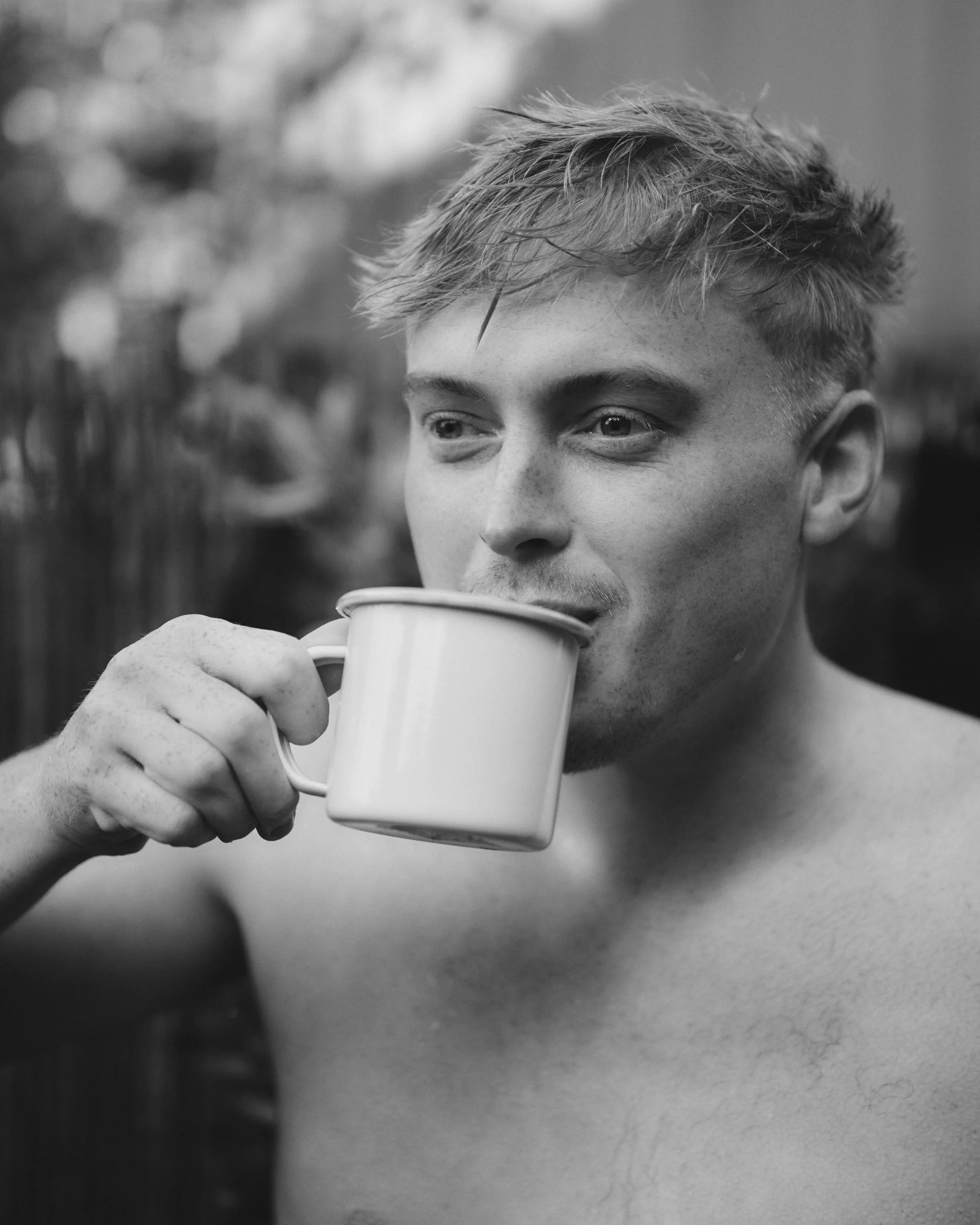 saelasauna-commercial-lifestyle-editorial-lukewaddington097.jpg