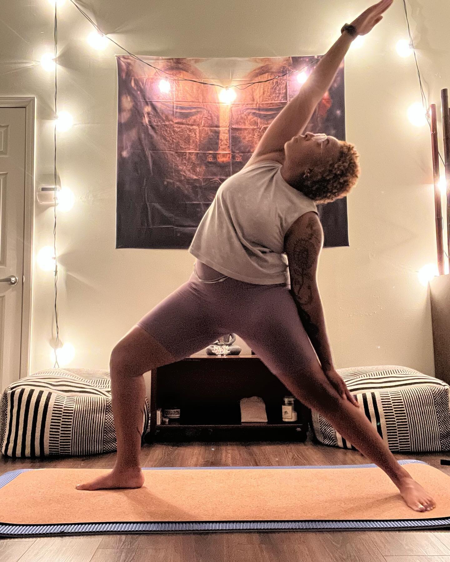 Pose 👏🏾 pose 👏🏾 pose 👏🏾

Reverse Hero II | Virabhadrasana II 

Yoga awakens a certain type of strength in you. It is visceral and so forgiving. I feel powerful AF when I&rsquo;m in practice, both on and off the mat. Moving from pose to pose bec