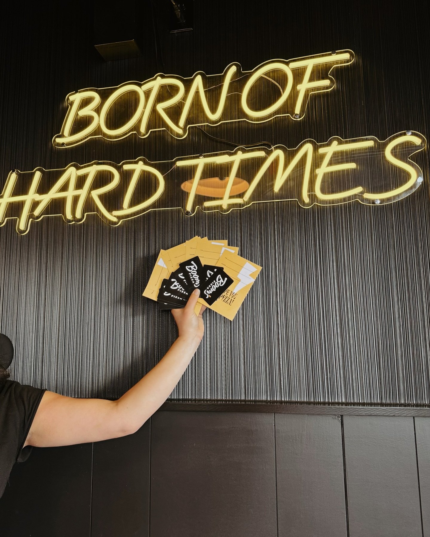 🎁 Give the gift of pizza perfection! 🎁

This holiday season, treat your loved ones (or yourself&mdash;no judgment) to Boom&rsquo;s Pizza! 🍕✨ From now through December, grab a Boom&rsquo;s gift card and make their holidays extra cheesy.

Because le