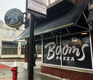 Lakewood — Boom's Pizza