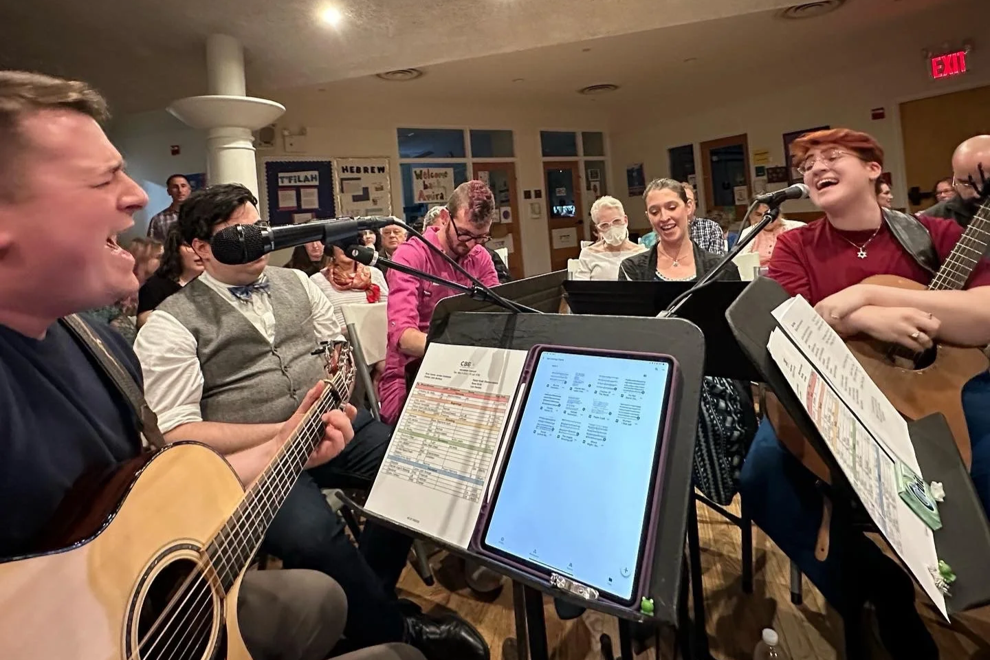 Havdalah concert featuring Rabbi Noah Diamondstein, Leo Henkin, Rose Snitz, and a third of the HUC DFFSM cantorial school students