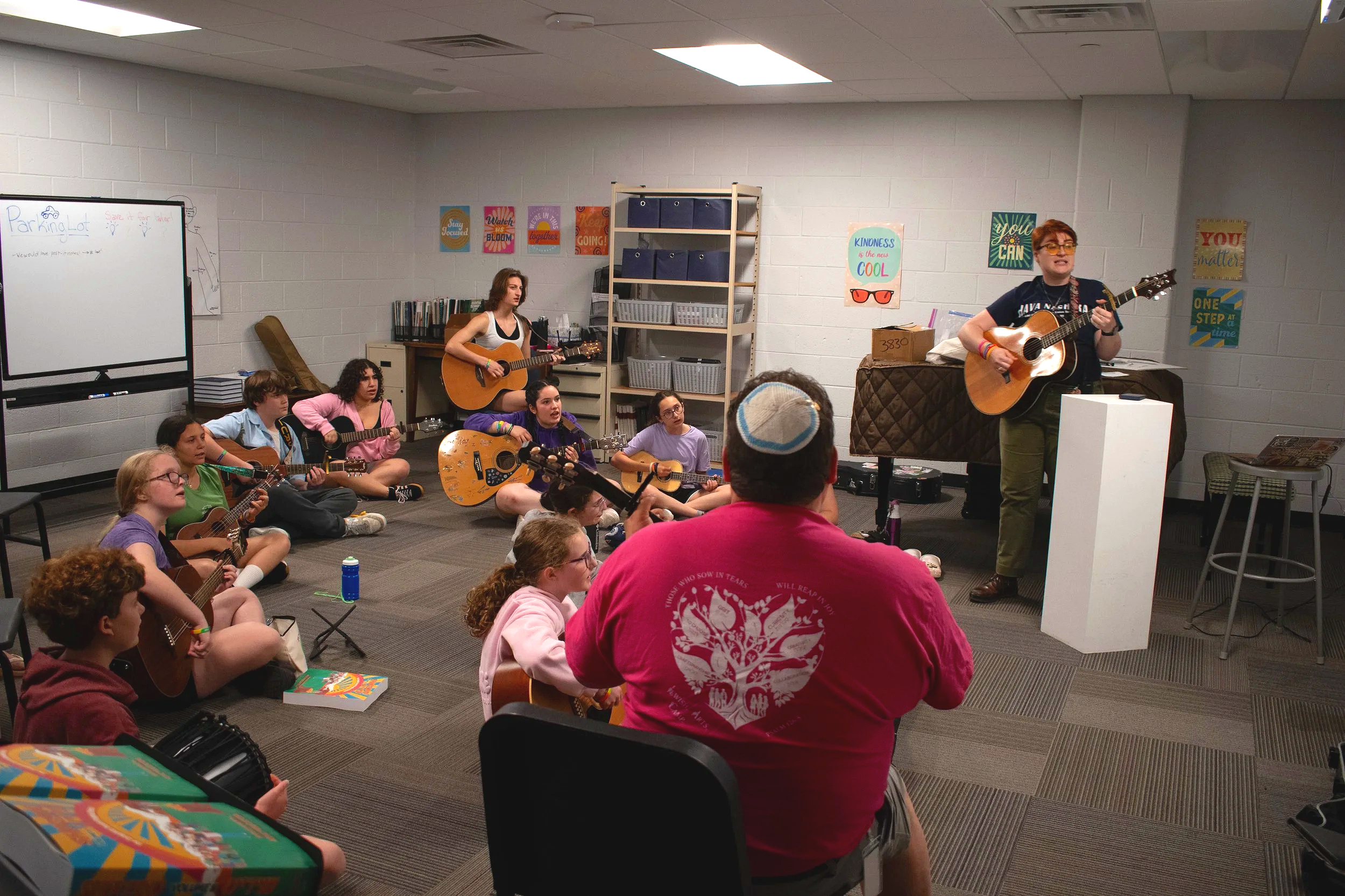Guiding the next generation through new repertoire in the Songleading Major at Creative Arts Academy, 2026