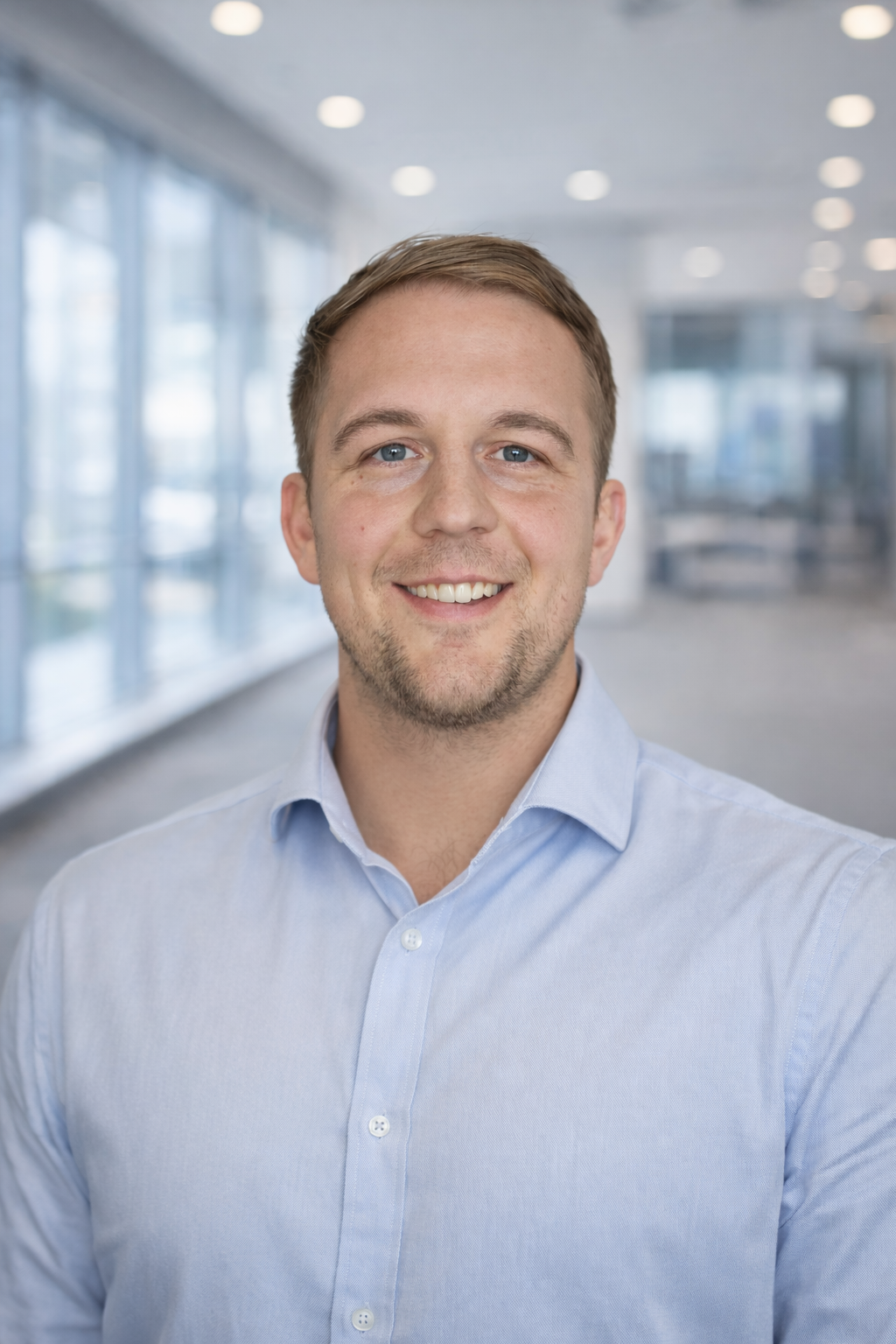 Consultant - Angus Neate